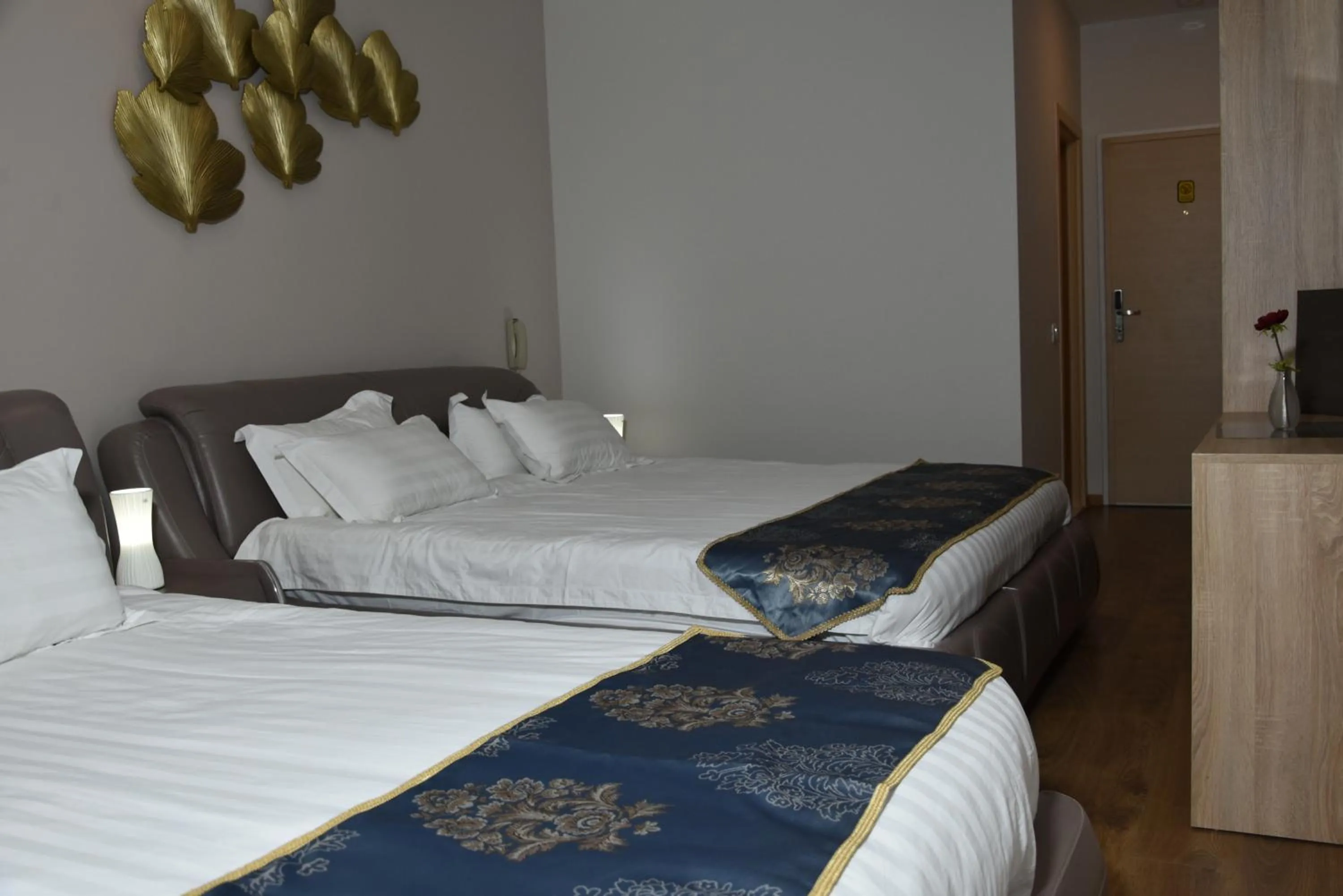 Bed in Park Hotel Tirana