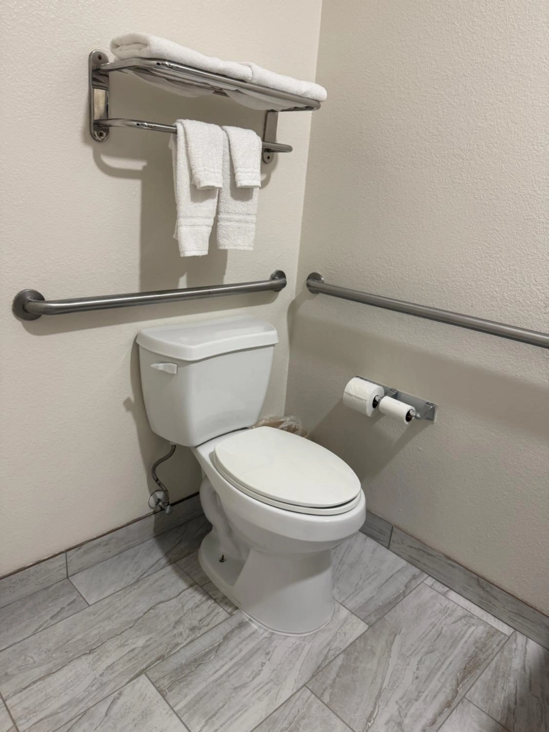 Regency Inn & Suites - Baytown