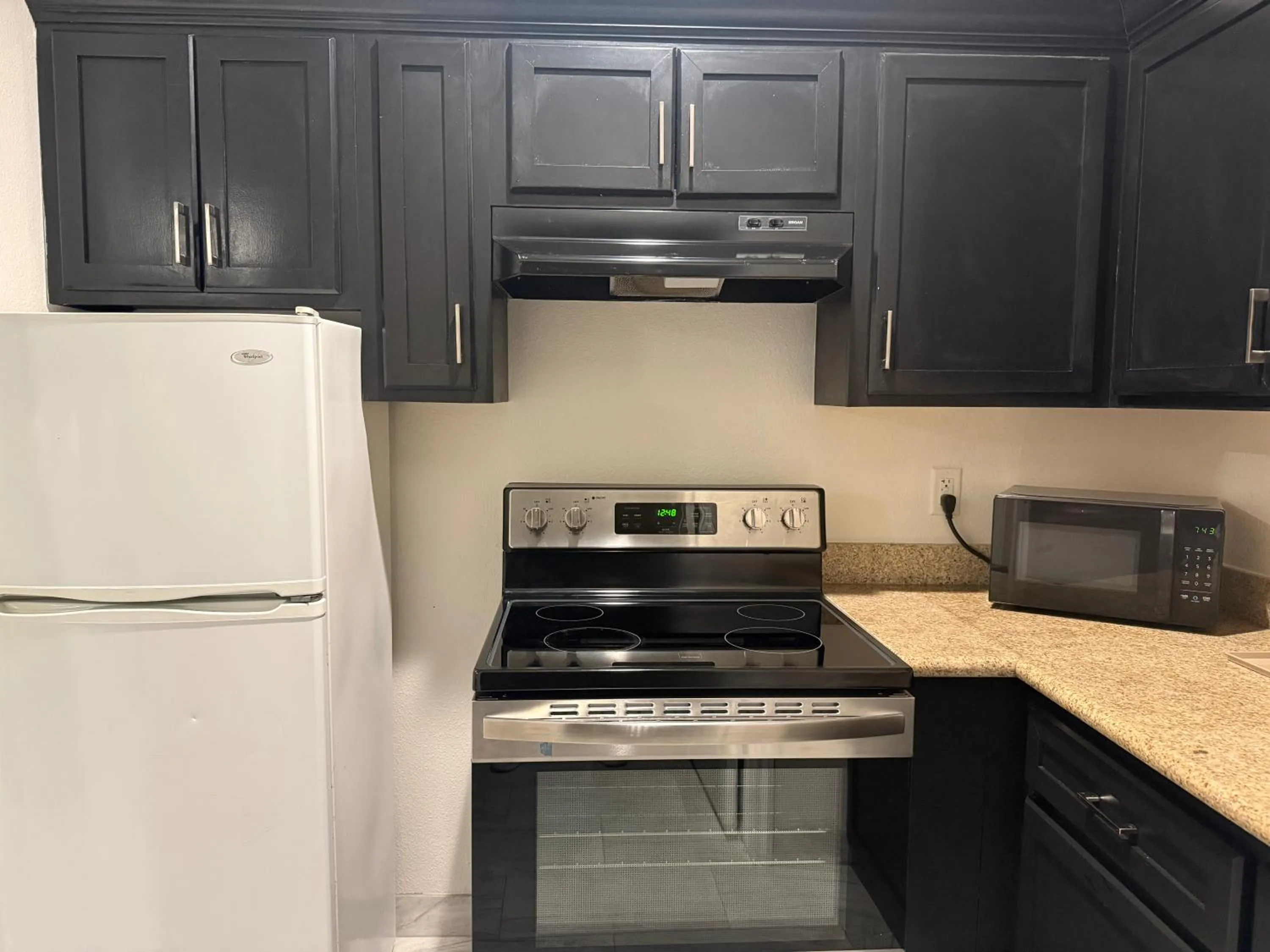 Regency Inn & Suites - Baytown