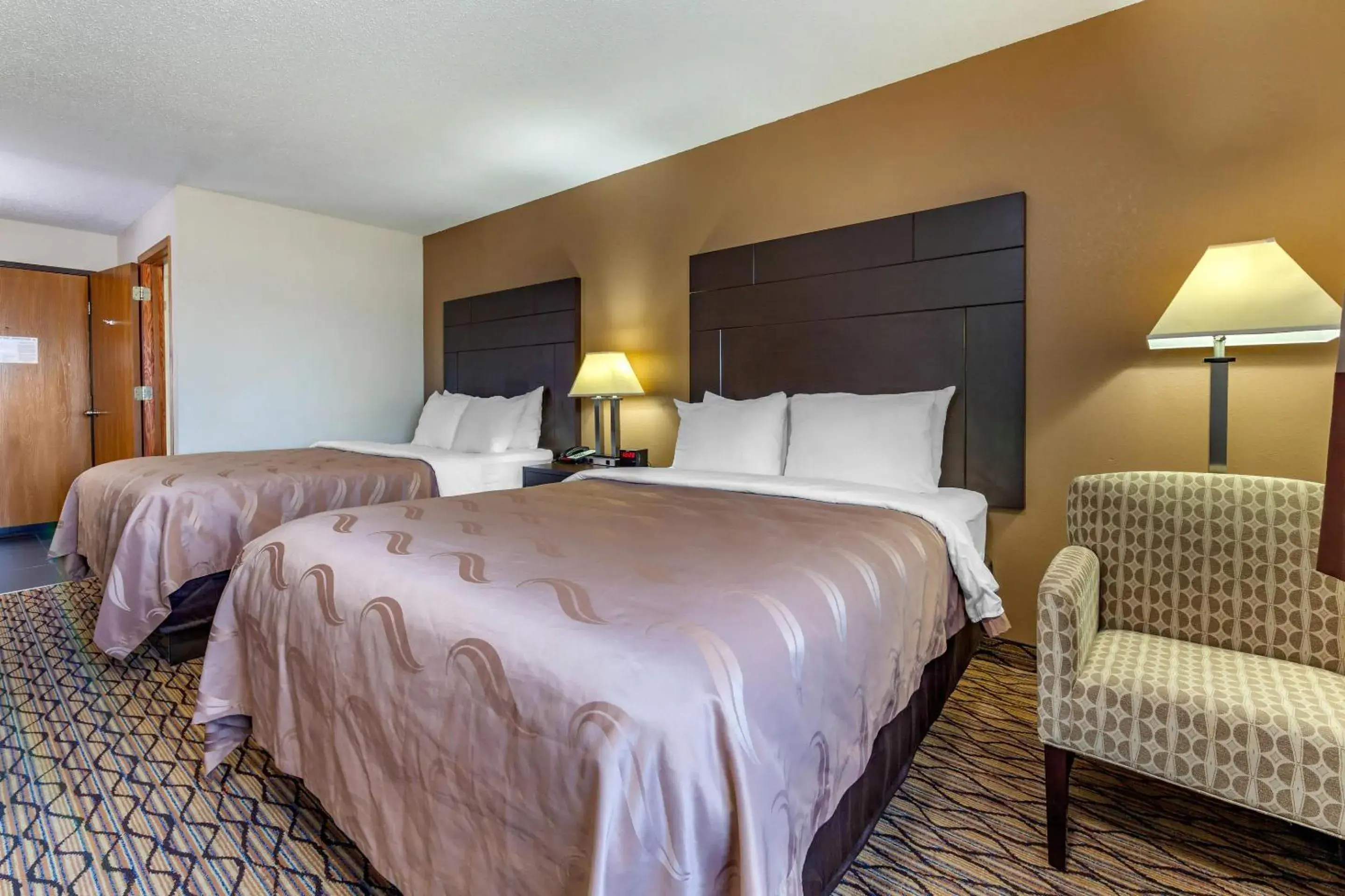 Bedroom, Bed in Quality Inn New London Bedroom, Bed in Quality Inn New London