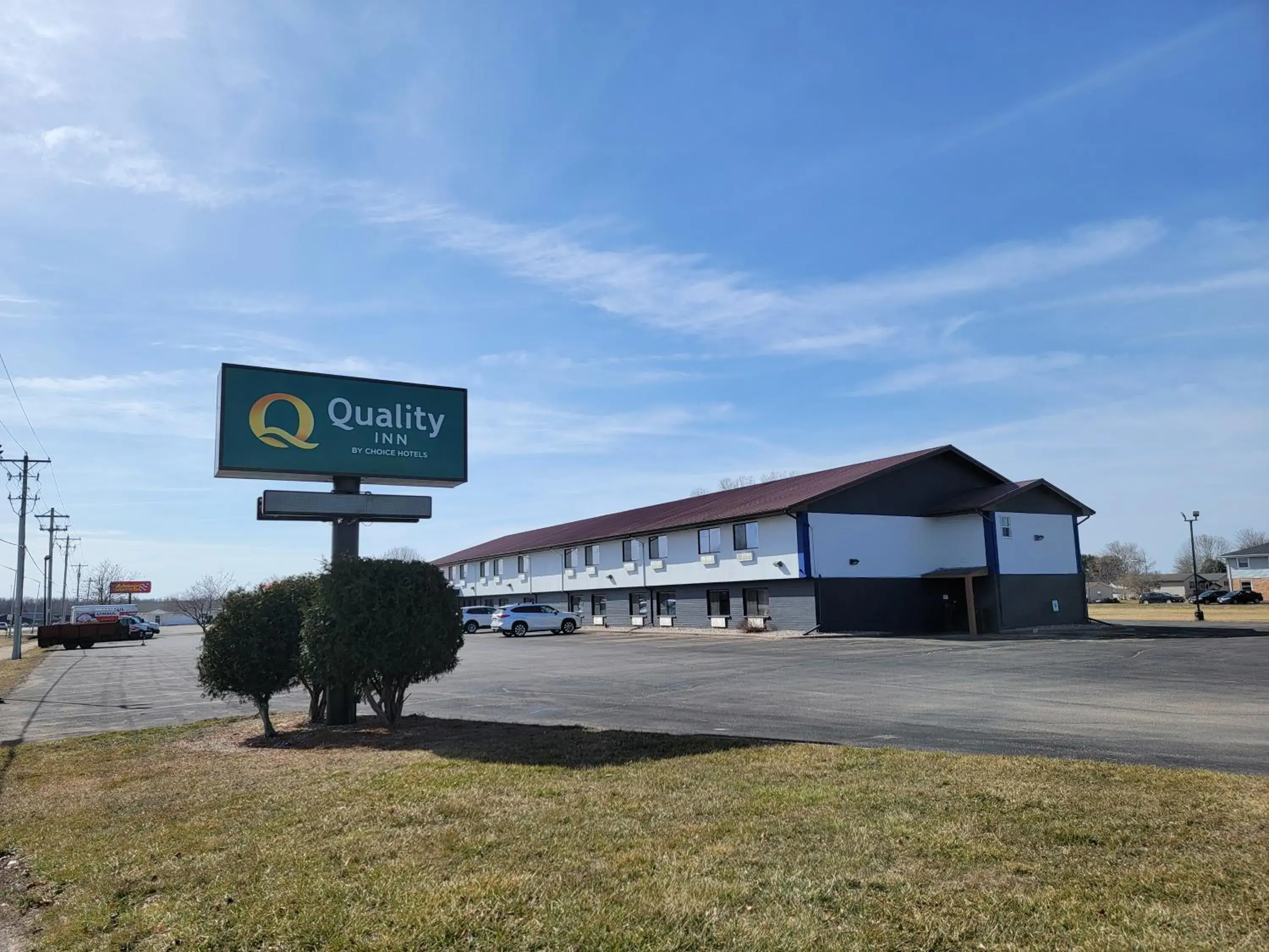 Property building in Quality Inn New London Property building in Quality Inn New London