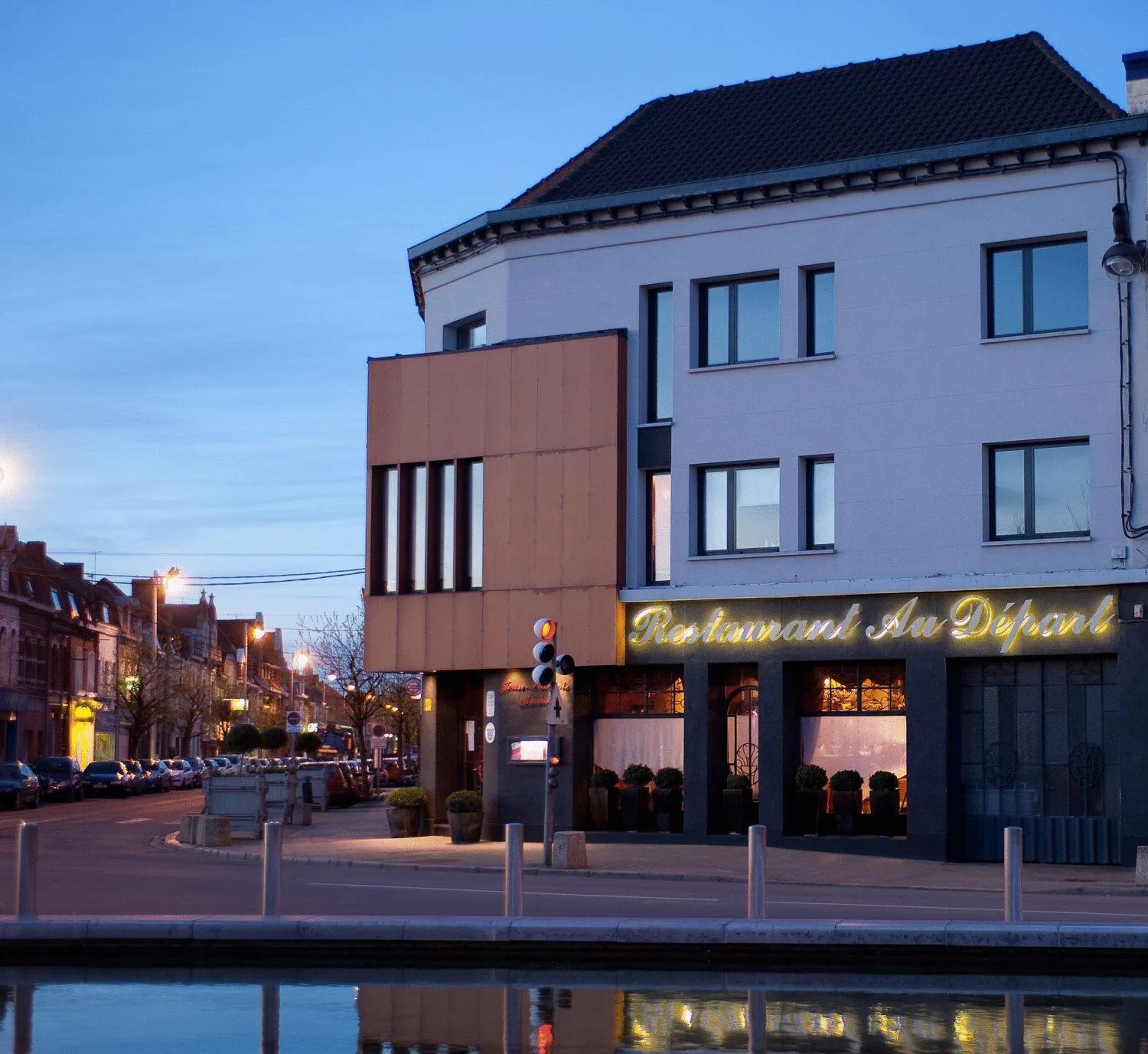 Property building in Cit'Hotel B Hotel Brasserie