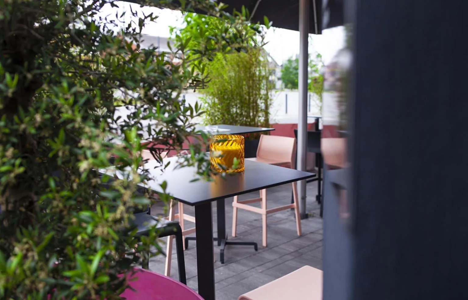 Patio in Cit'Hotel B Hotel Brasserie