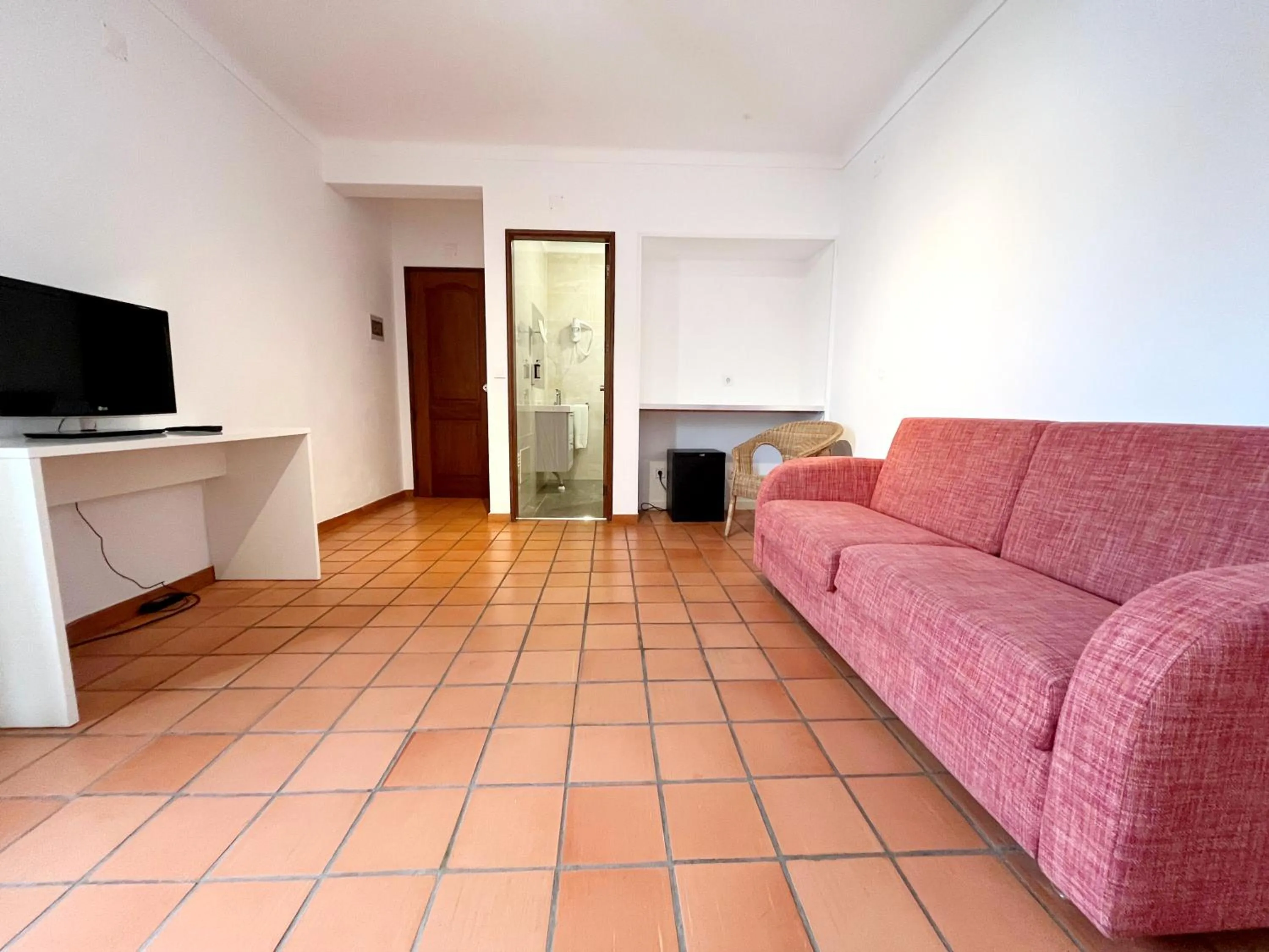 TV and multimedia in Quartos da Vila - Duna Parque Resorts & Hotels