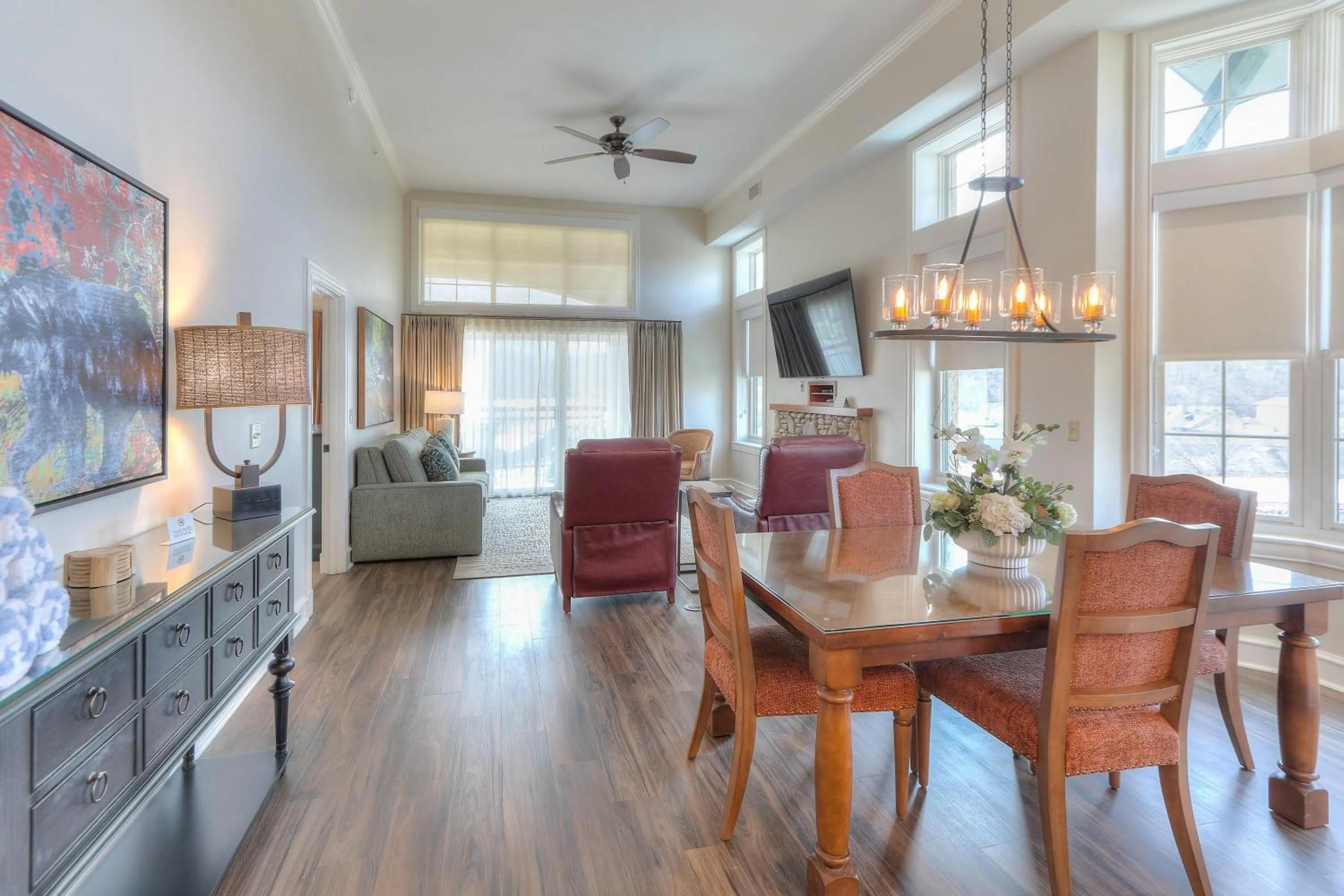 TV and multimedia in RiverStone Condo Resort & Spa