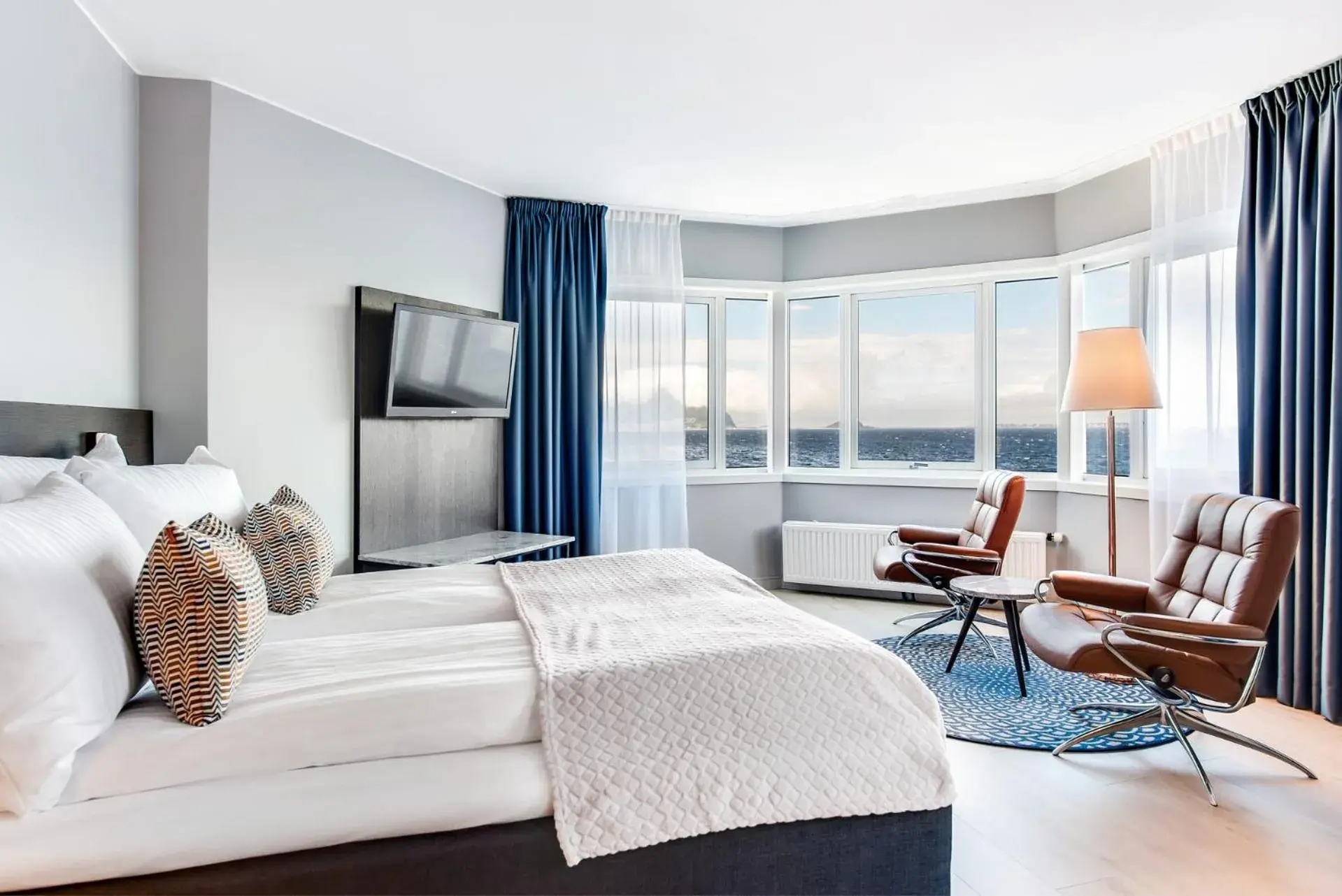 Bedroom, Bed in Quality Hotel Ålesund Bedroom, Bed in Quality Hotel Ålesund