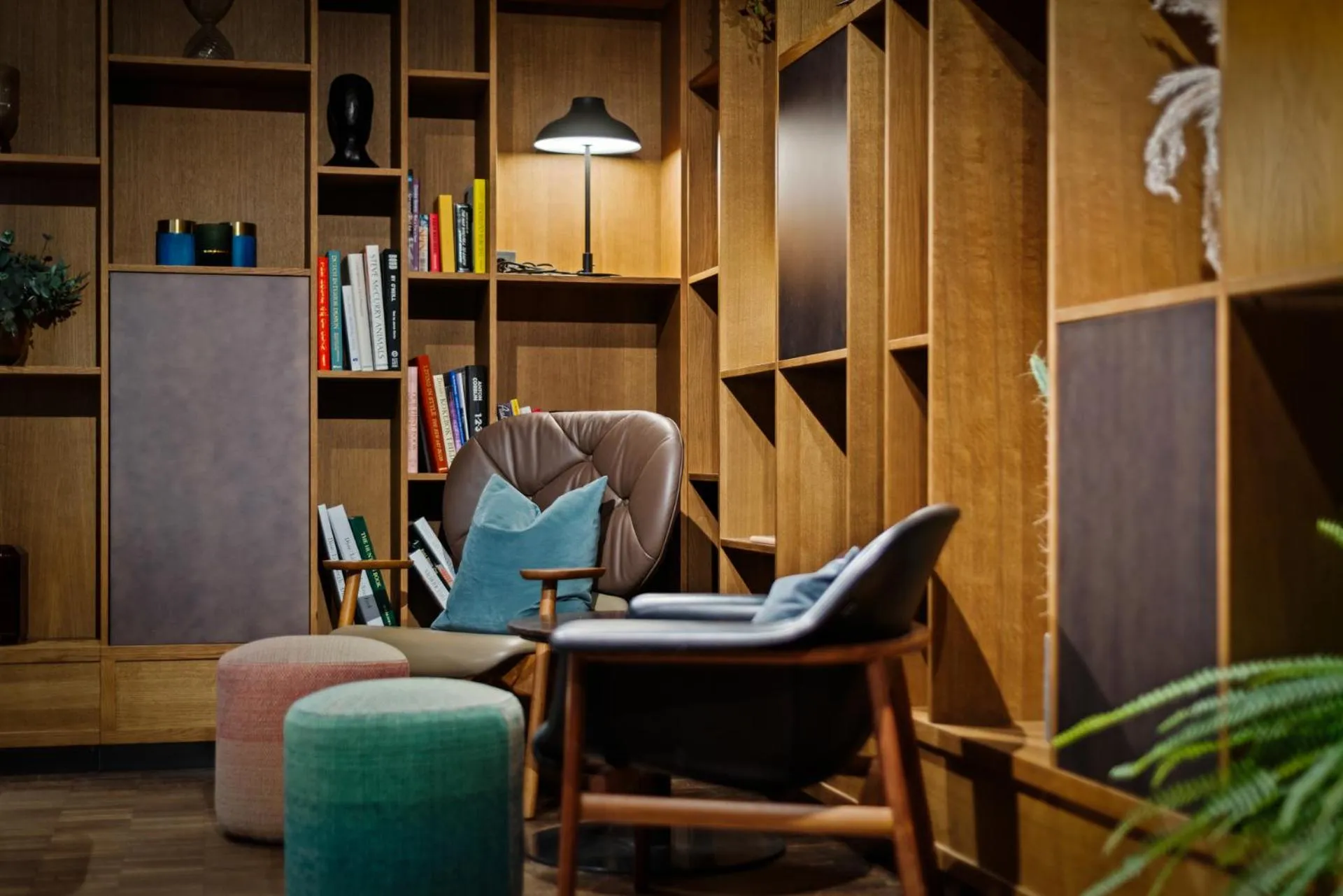 Library in Quality Hotel Ålesund