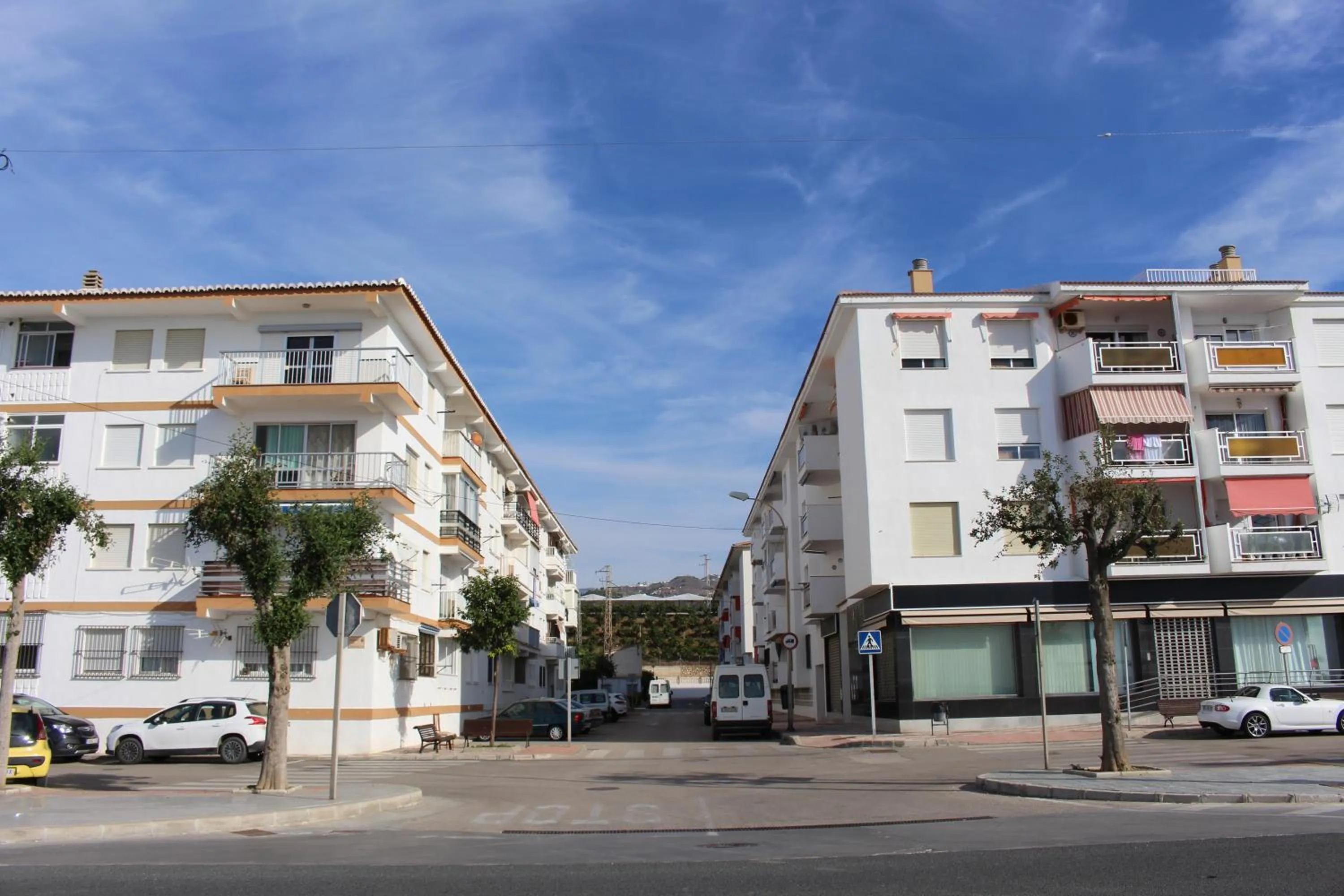 Facade/entrance in Beach and Family