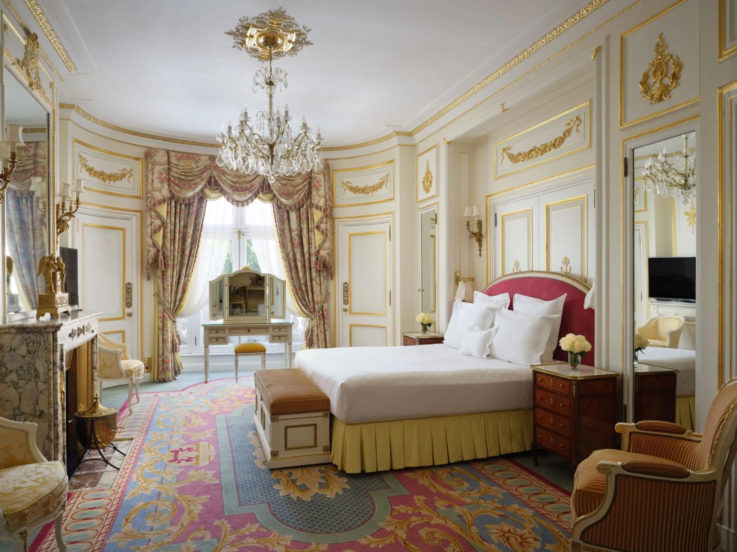 Bedroom, Bed in The Ritz London