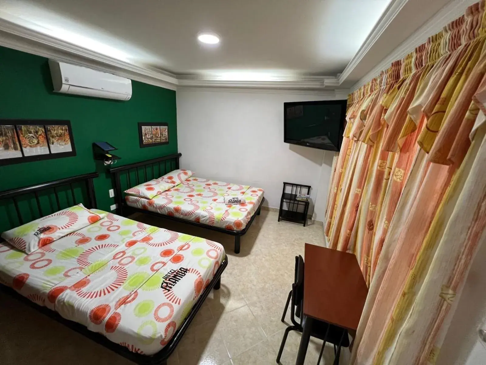 Superior Twin Room - single occupancy in Hotel Manoa Superior Twin Room - single occupancy in Hotel Manoa