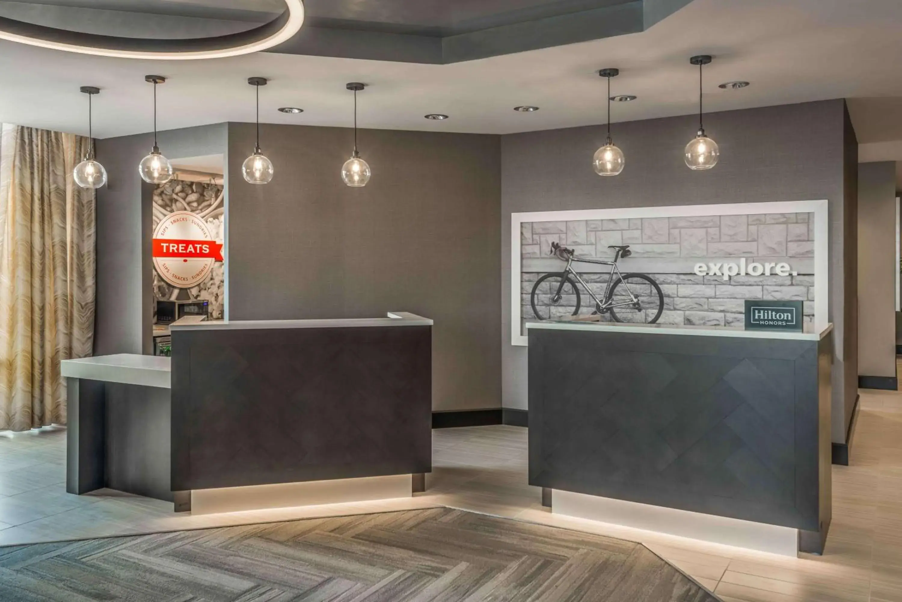 Lobby or reception in Hampton Inn & Suites Tallahassee Capitol-University Lobby or reception in Hampton Inn & Suites Tallahassee Capitol-University
