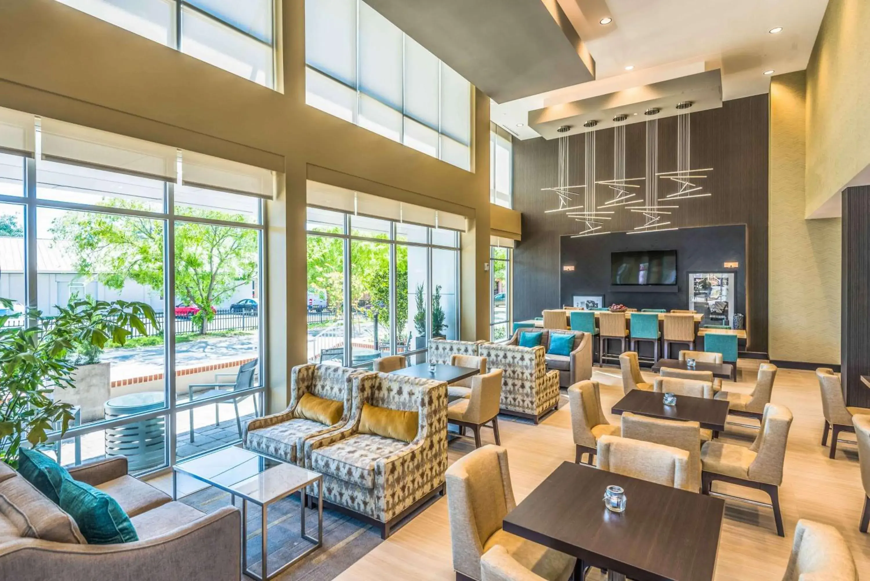 Lobby or reception in Hampton Inn & Suites Tallahassee Capitol-University Lobby or reception in Hampton Inn & Suites Tallahassee Capitol-University