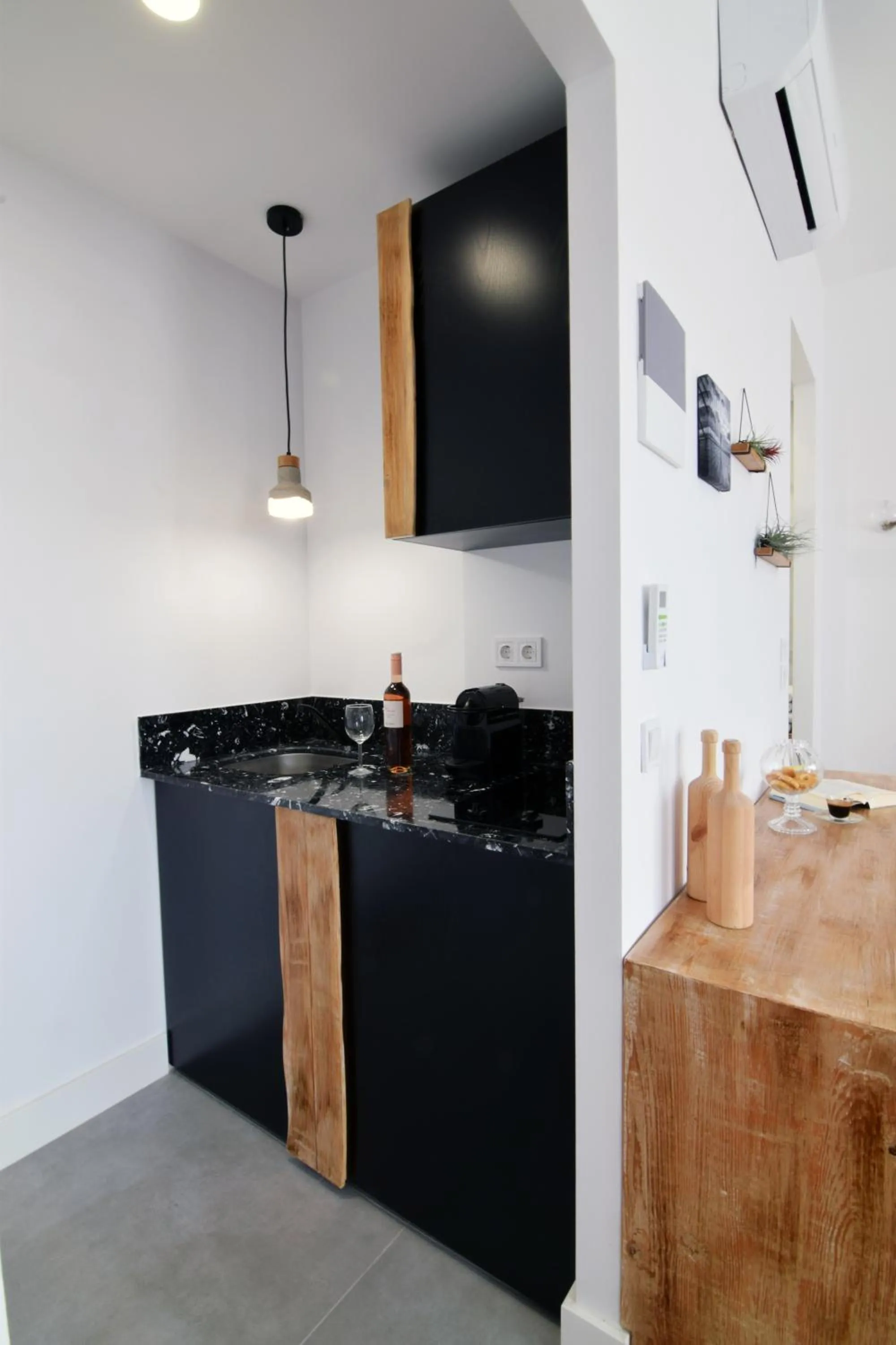 Grey Studios by Skg Apartments