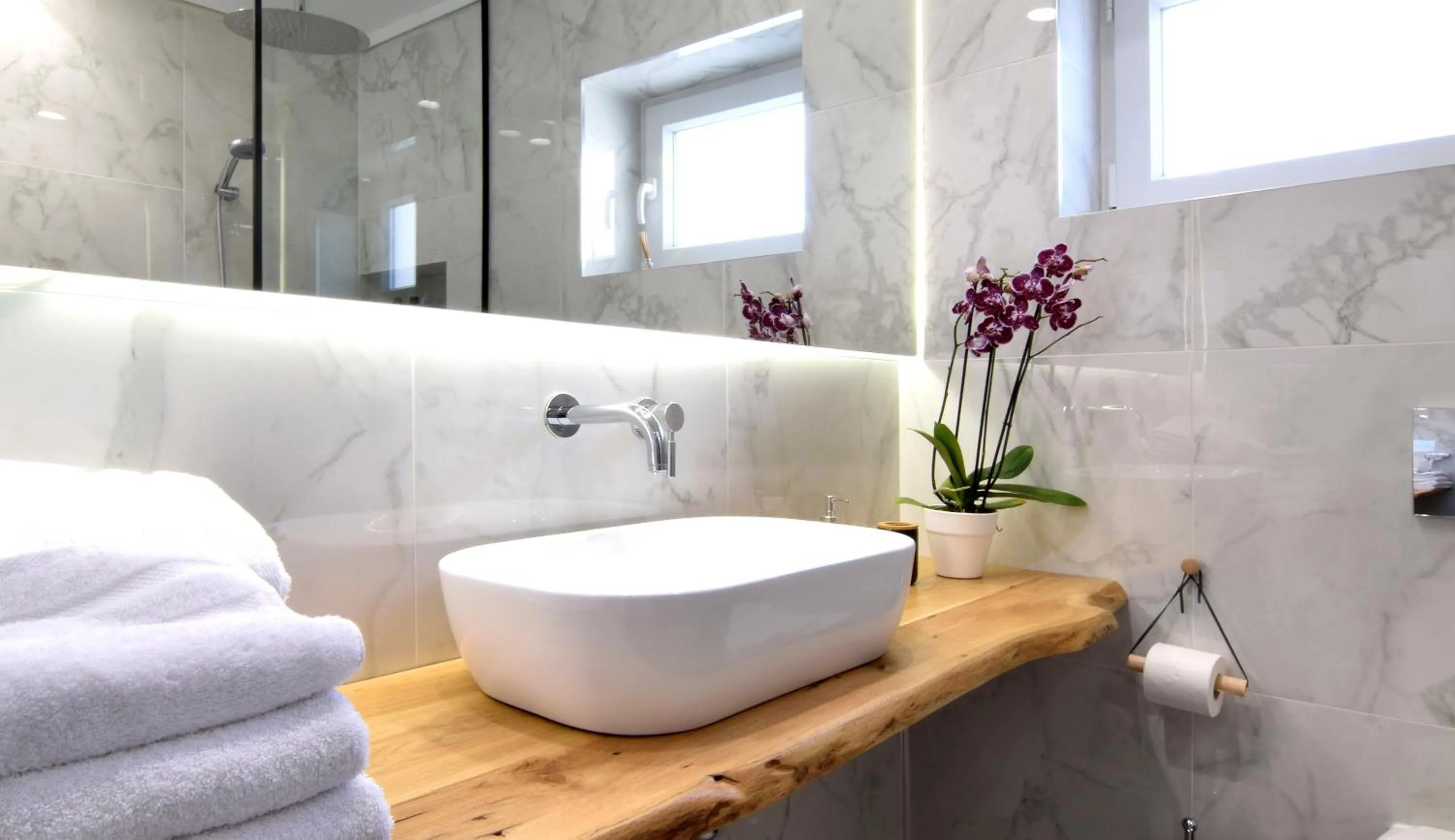 Grey Studios by Skg Apartments