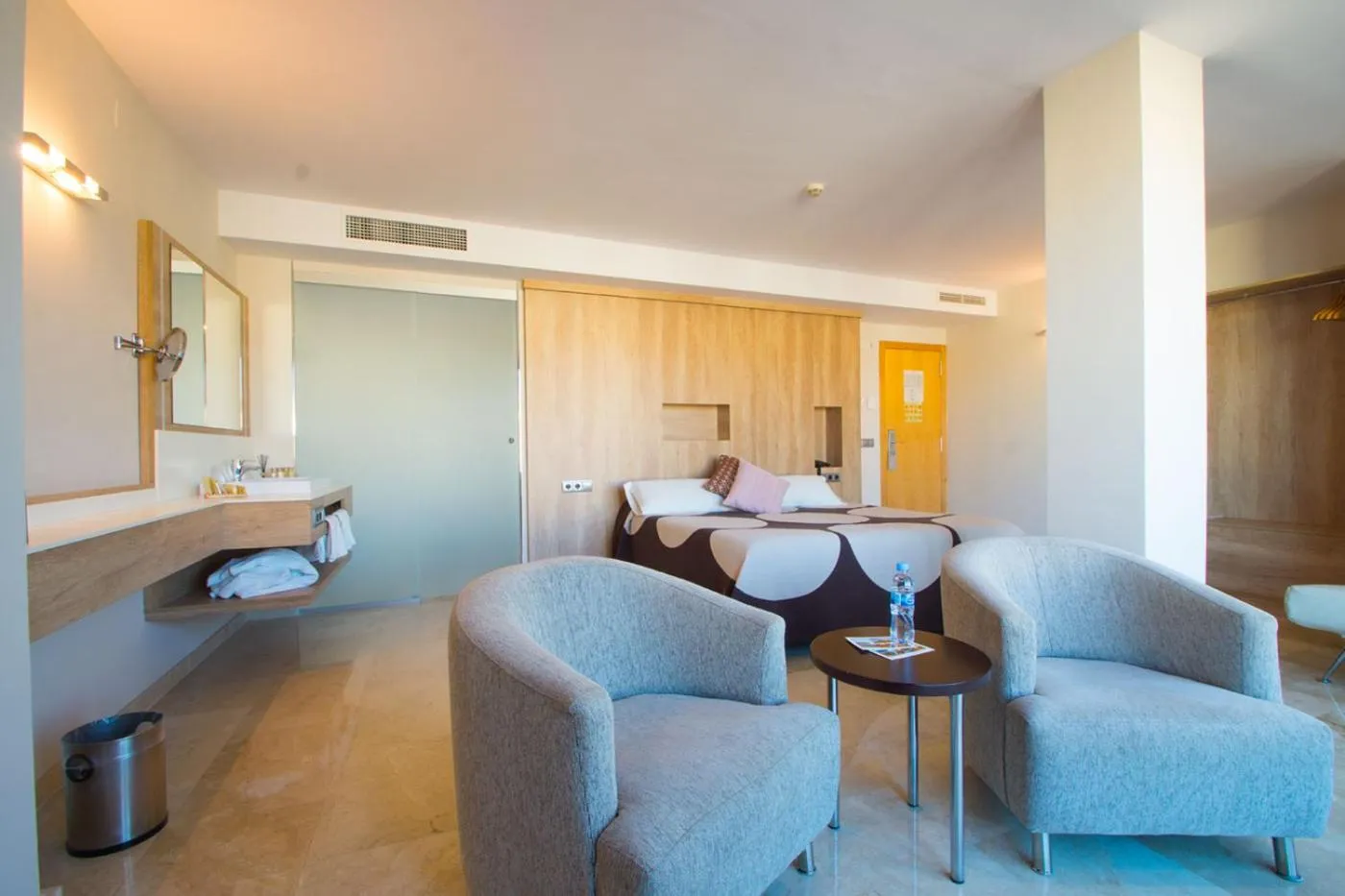 Bed in La Sort Boutique Hotel