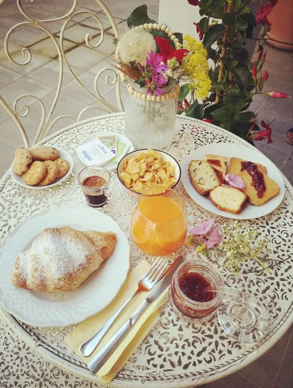 Food in Chiostro Delle Cererie