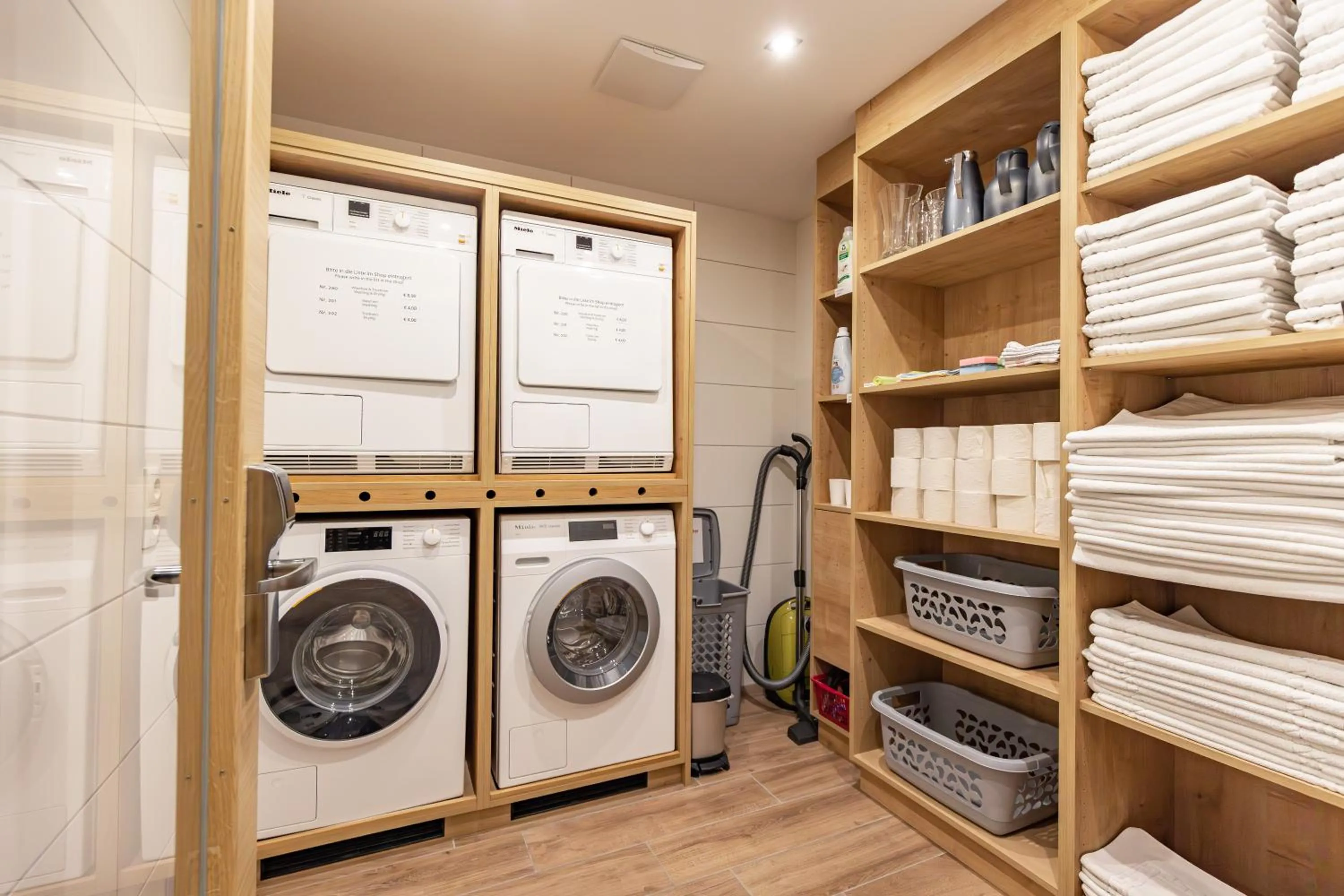 towels in Das Aparthotel Olympia Tirol