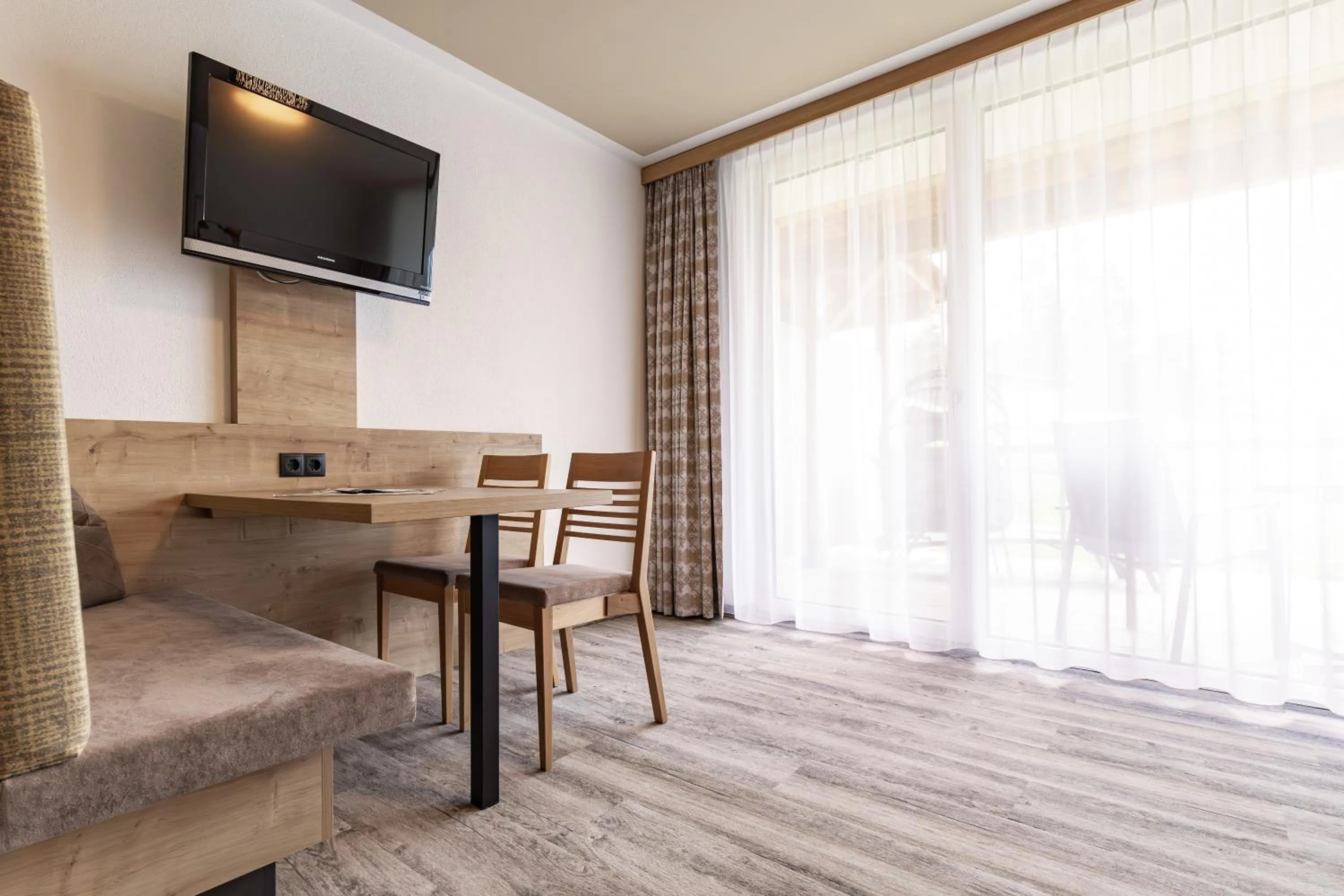 TV and multimedia in Das Aparthotel Olympia Tirol