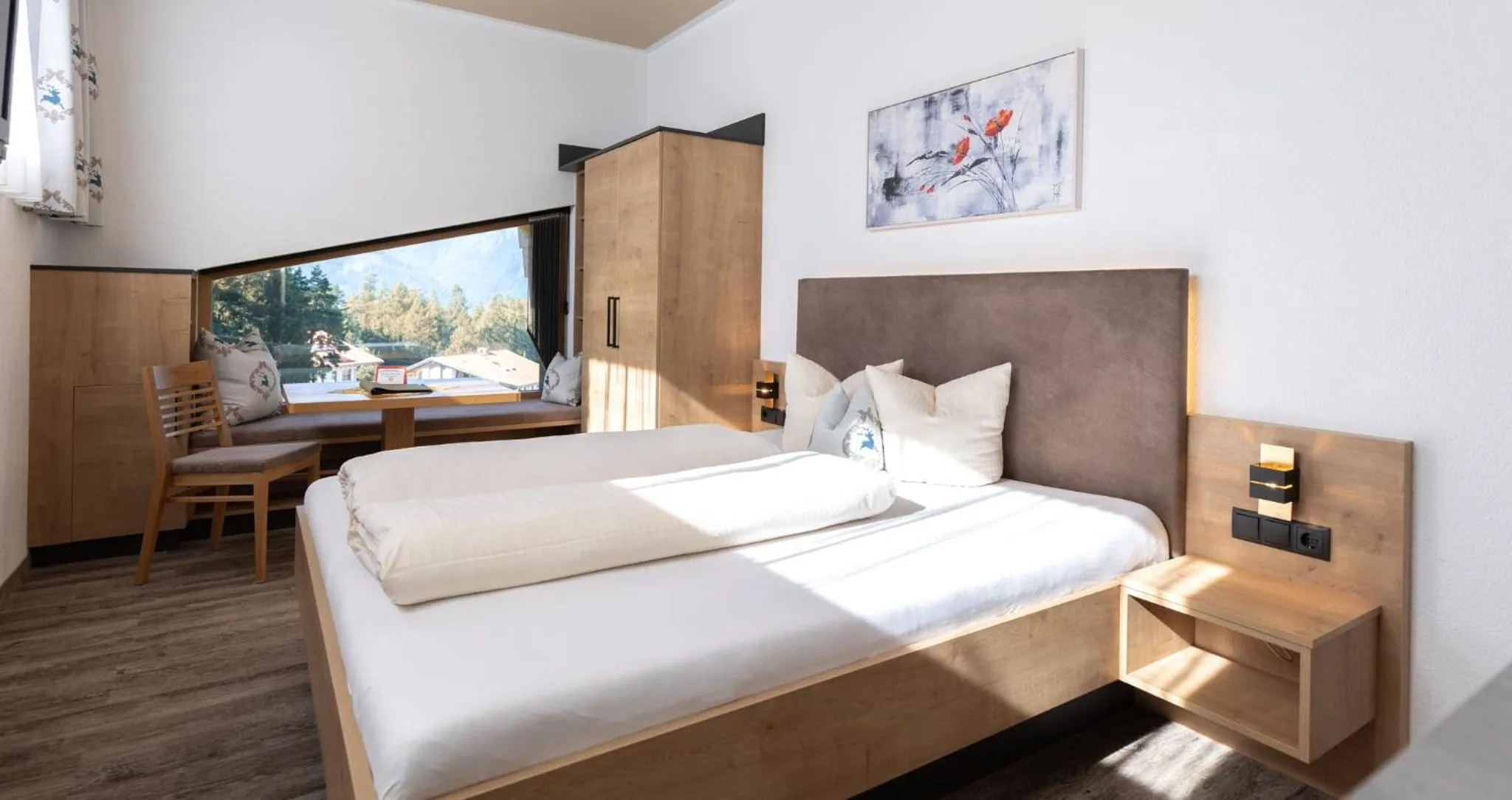 View (from property/room), Bed in Das Aparthotel Olympia Tirol