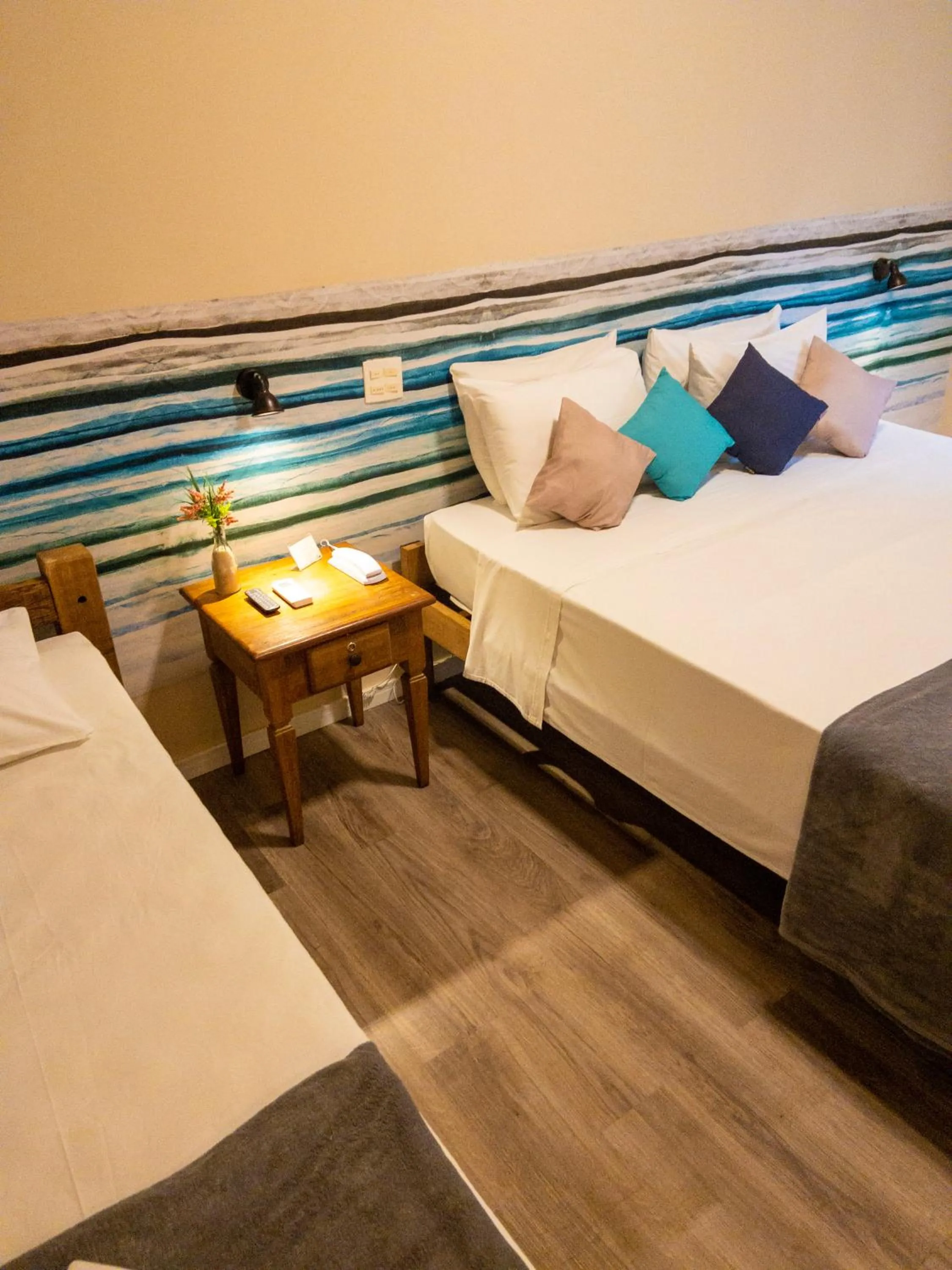 Photo of the whole room, Bed in Pousada Toca da Praia