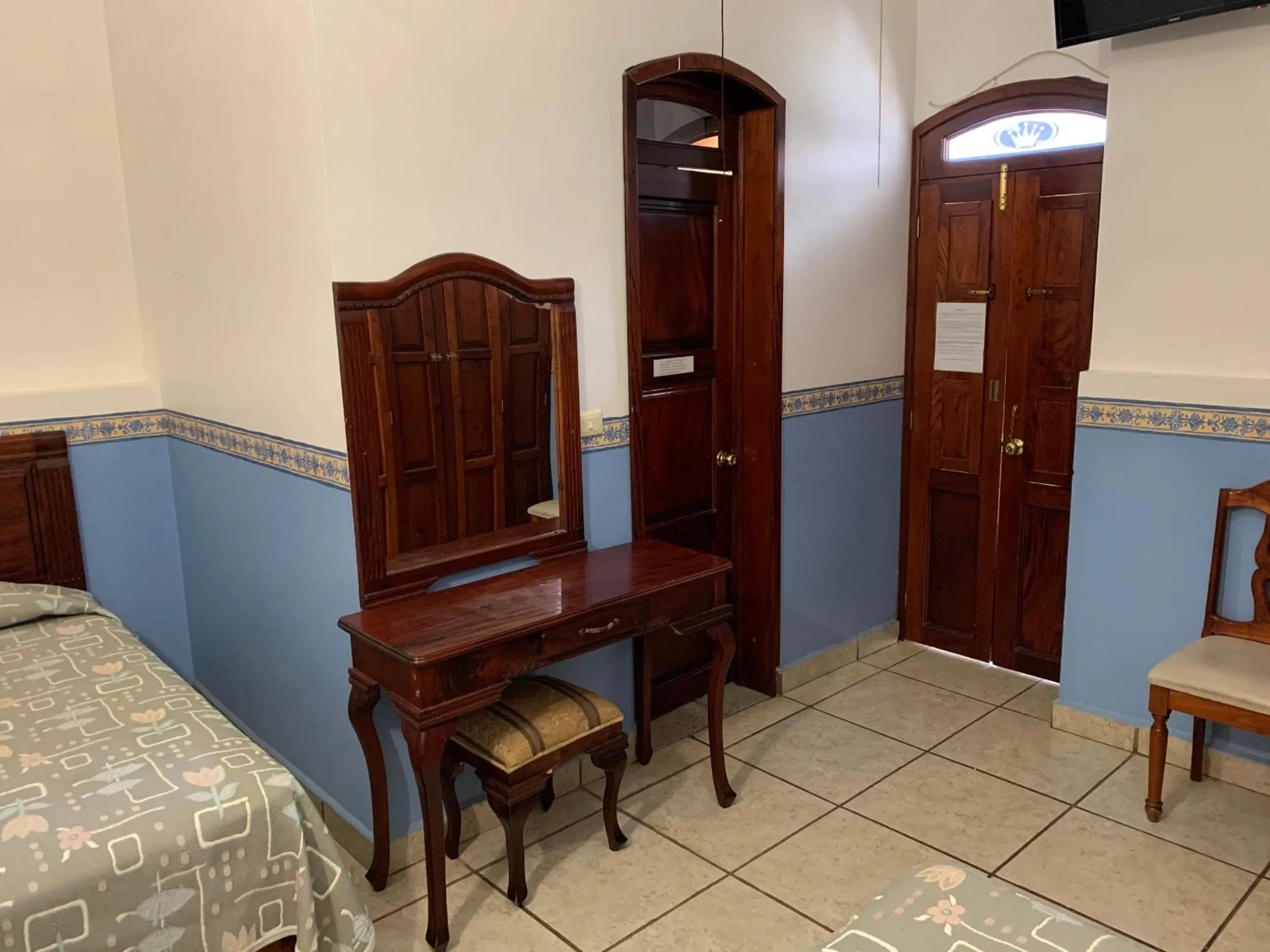 Bedroom in OYO Hotel Real de Cortés