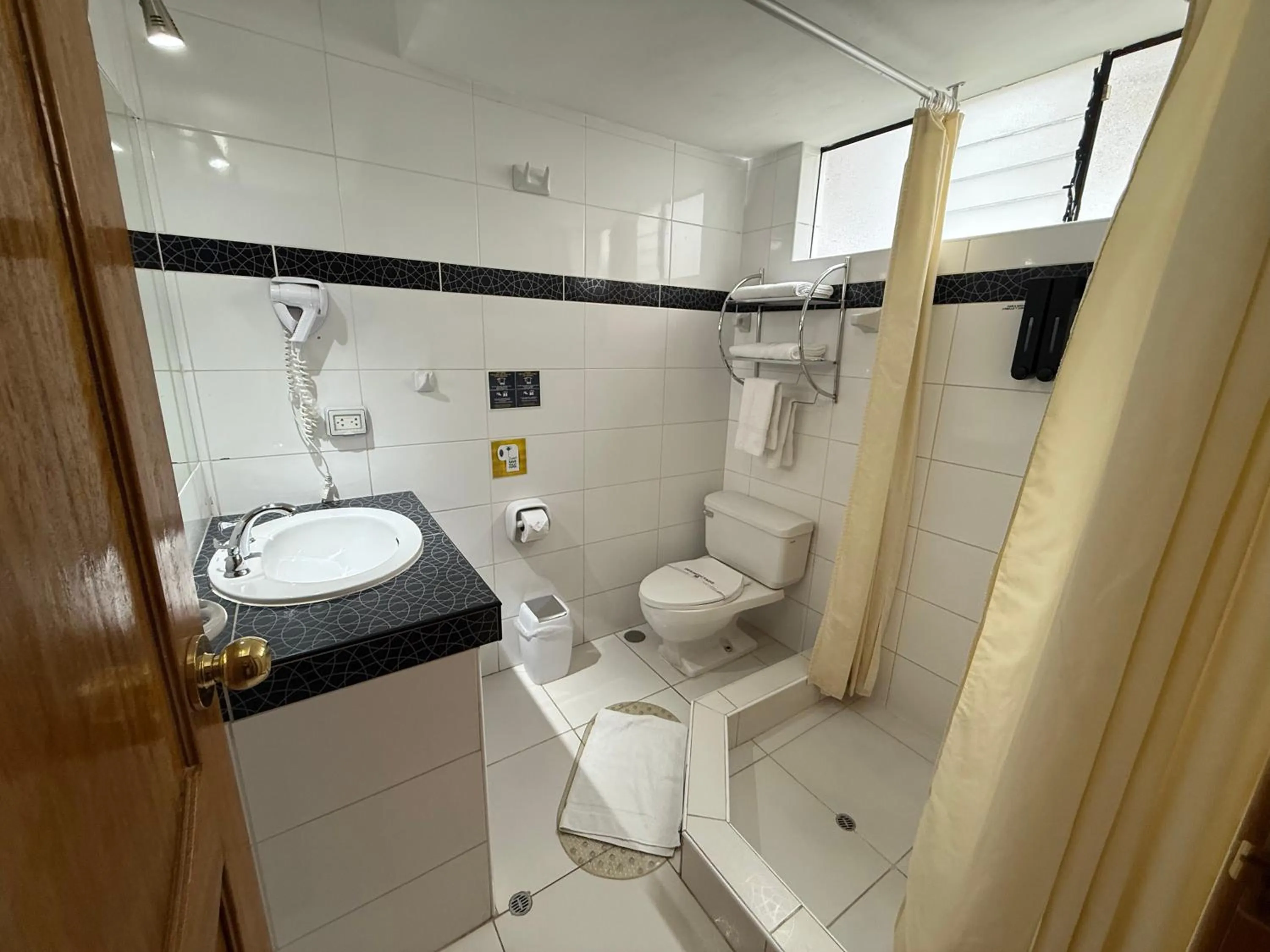 Bathroom in Awki´s Dream Hotel