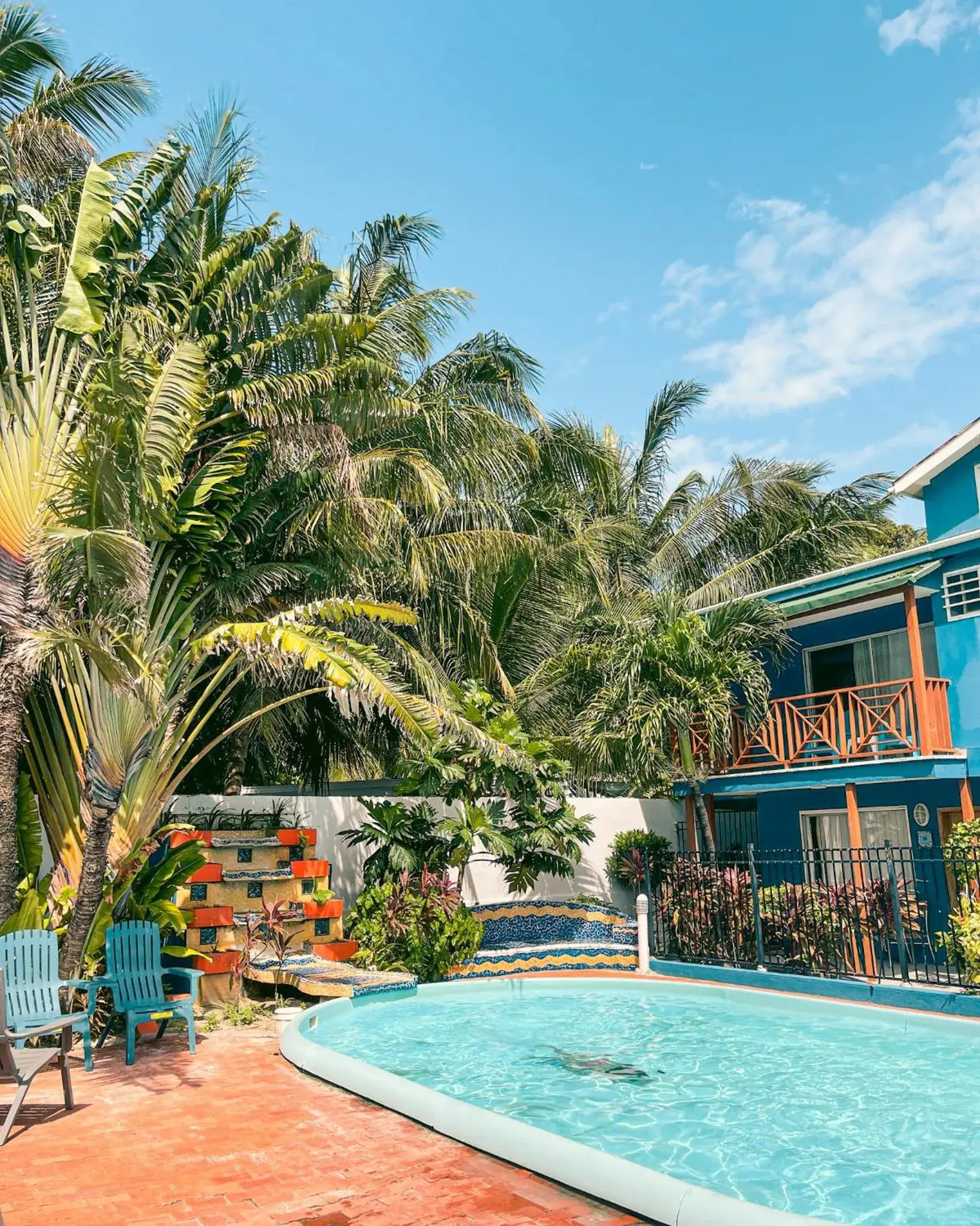 Swimming pool in Hotel Cocoplum Beach Swimming pool in Hotel Cocoplum Beach