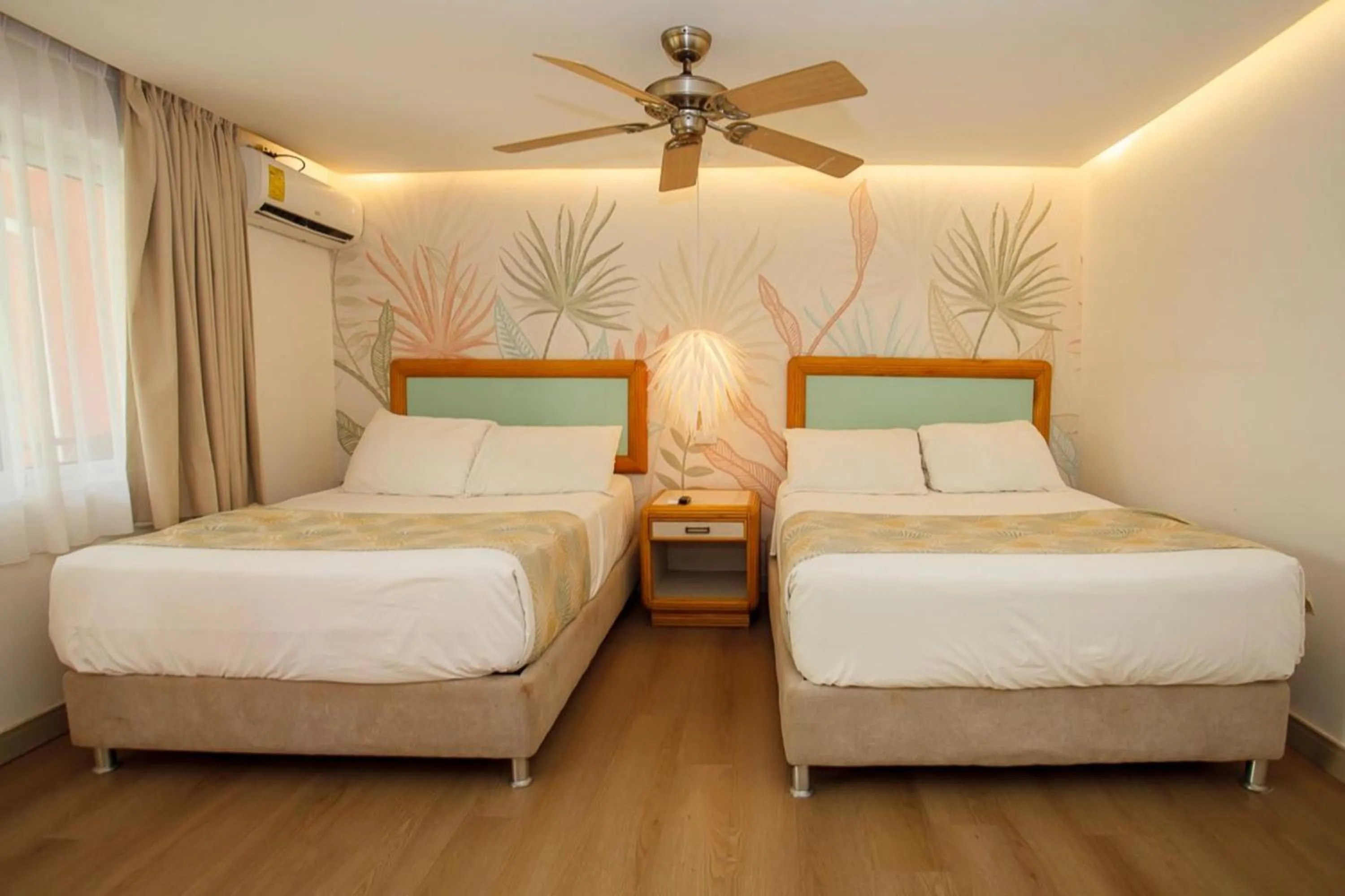 Bed in Hotel Cocoplum Beach