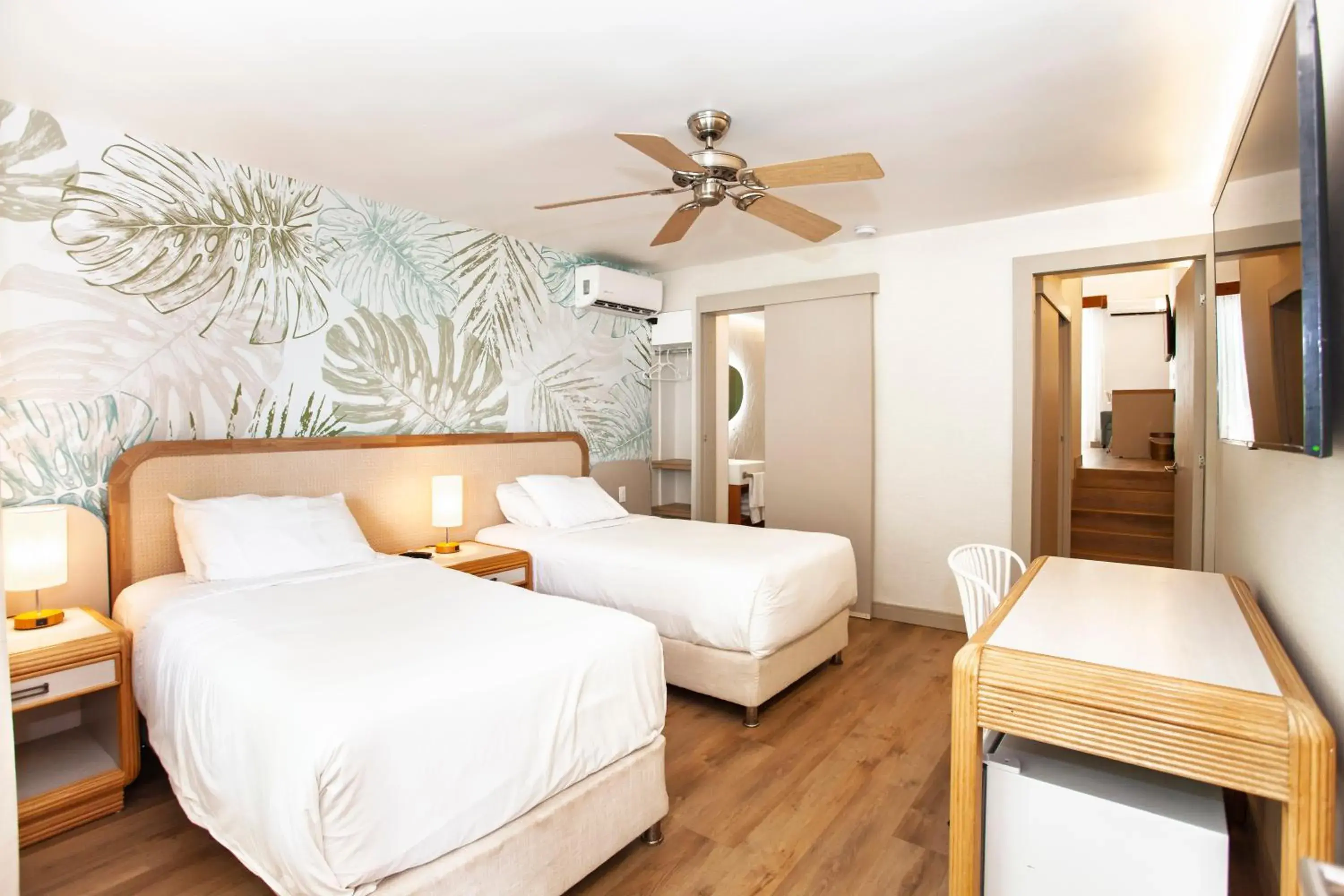 Bed in Hotel Cocoplum Beach Bed in Hotel Cocoplum Beach