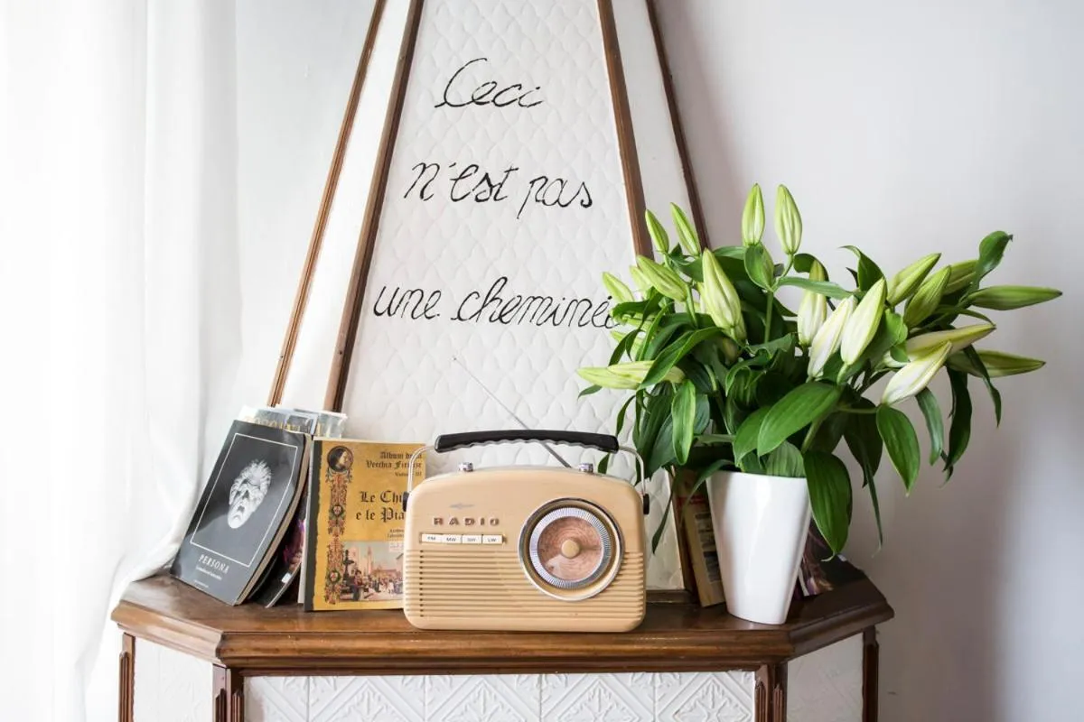 Decorative detail in Il Giglio Rosso B&B