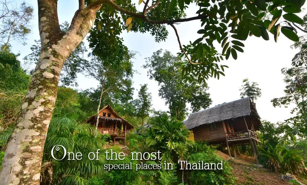 Property building in Tha Khao Bay View Bungalow