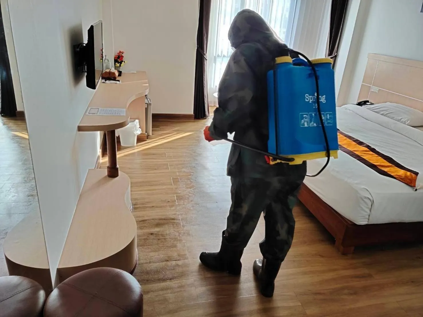 People, Bed in Marlin Hotel