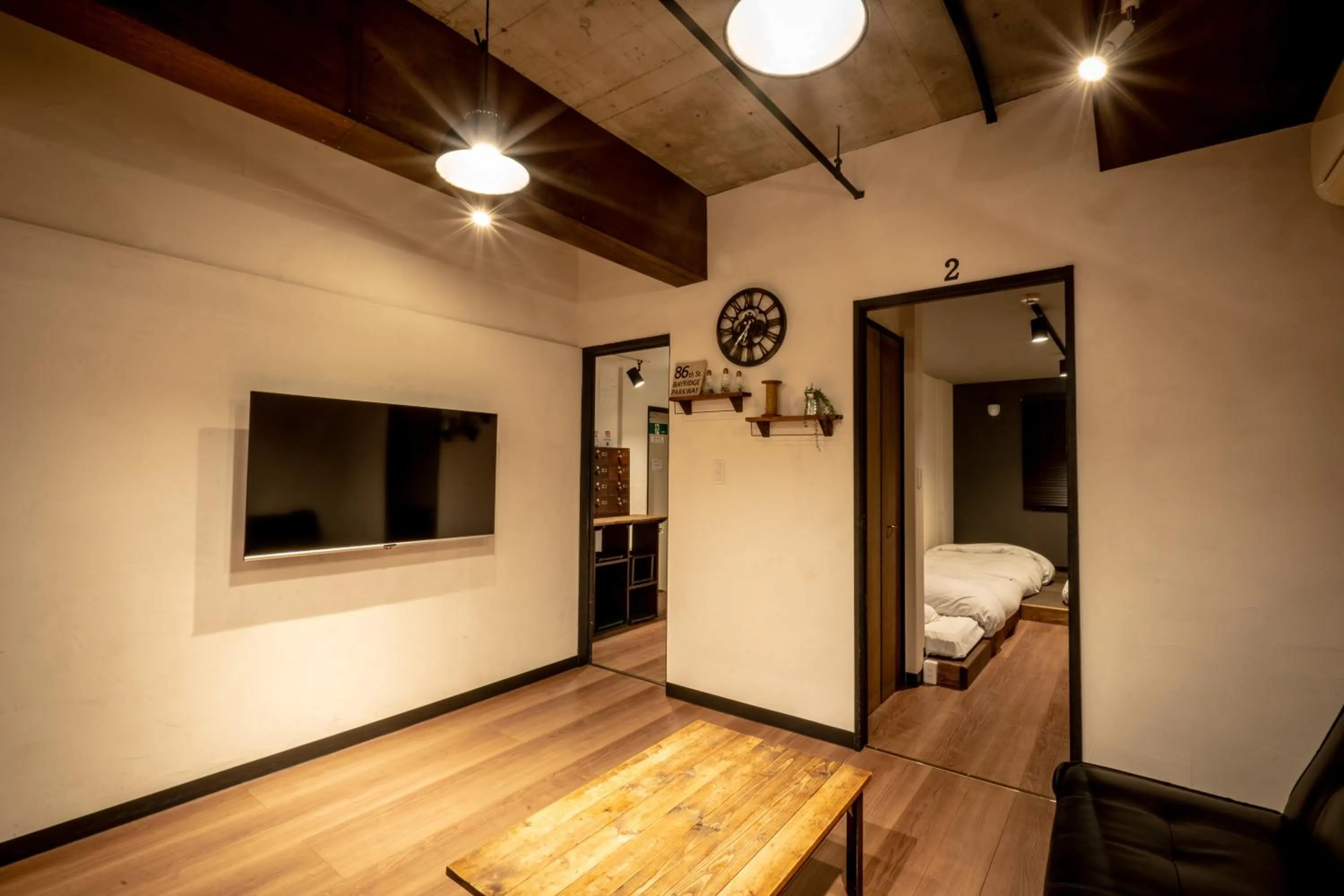 Photo of the whole room in LifeHouse IPPO