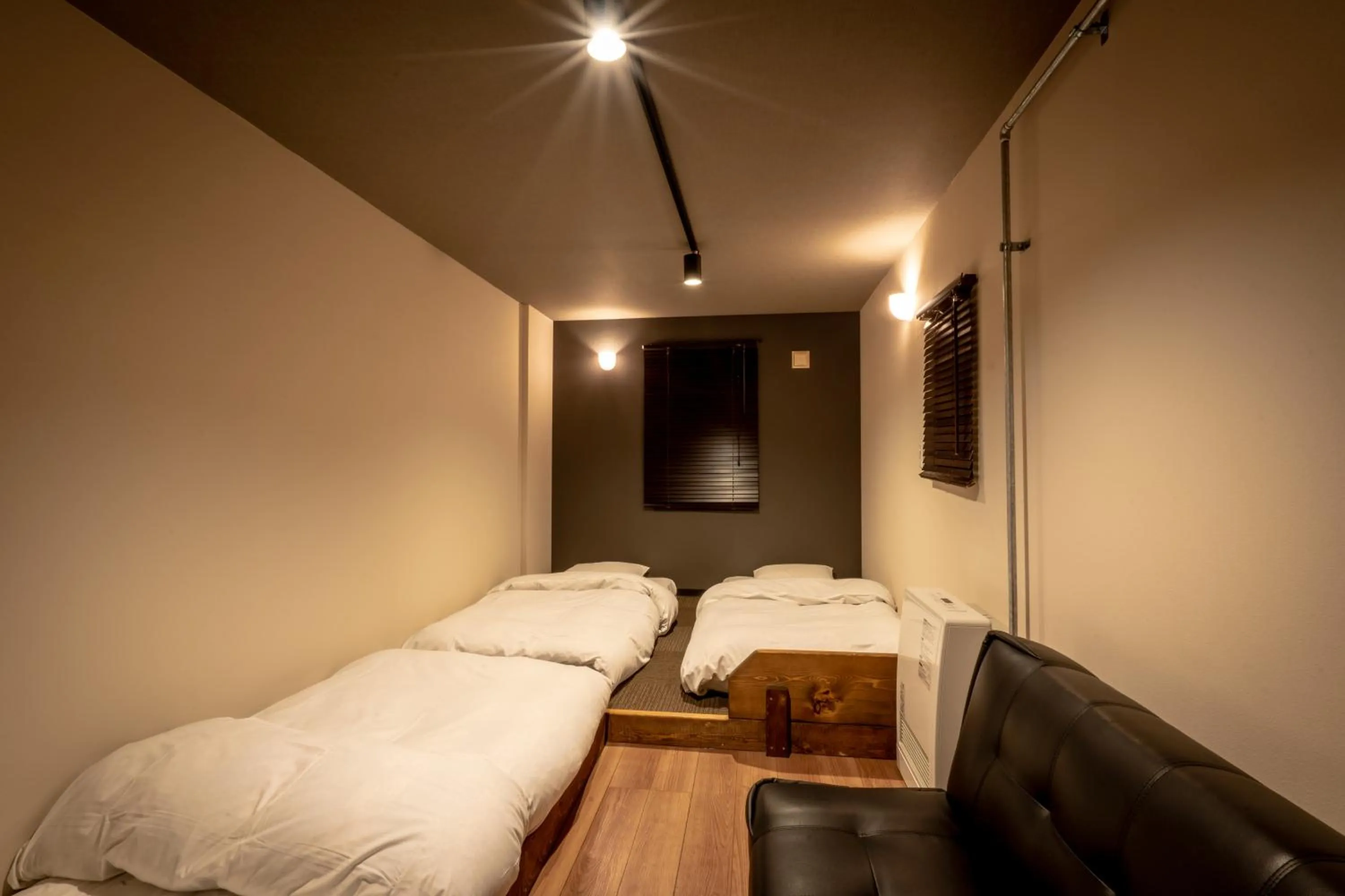 Photo of the whole room, Bed in LifeHouse IPPO