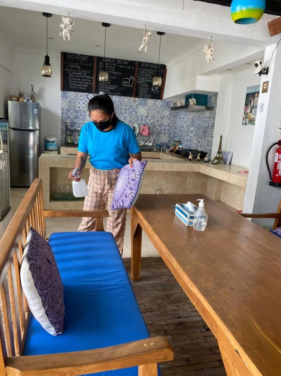 Restaurant/places to eat in Hikari Guesthouse