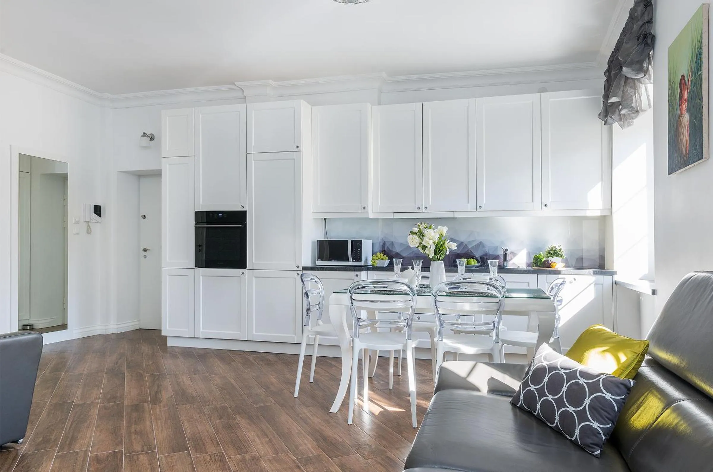 Day in P&O Apartments Old Town