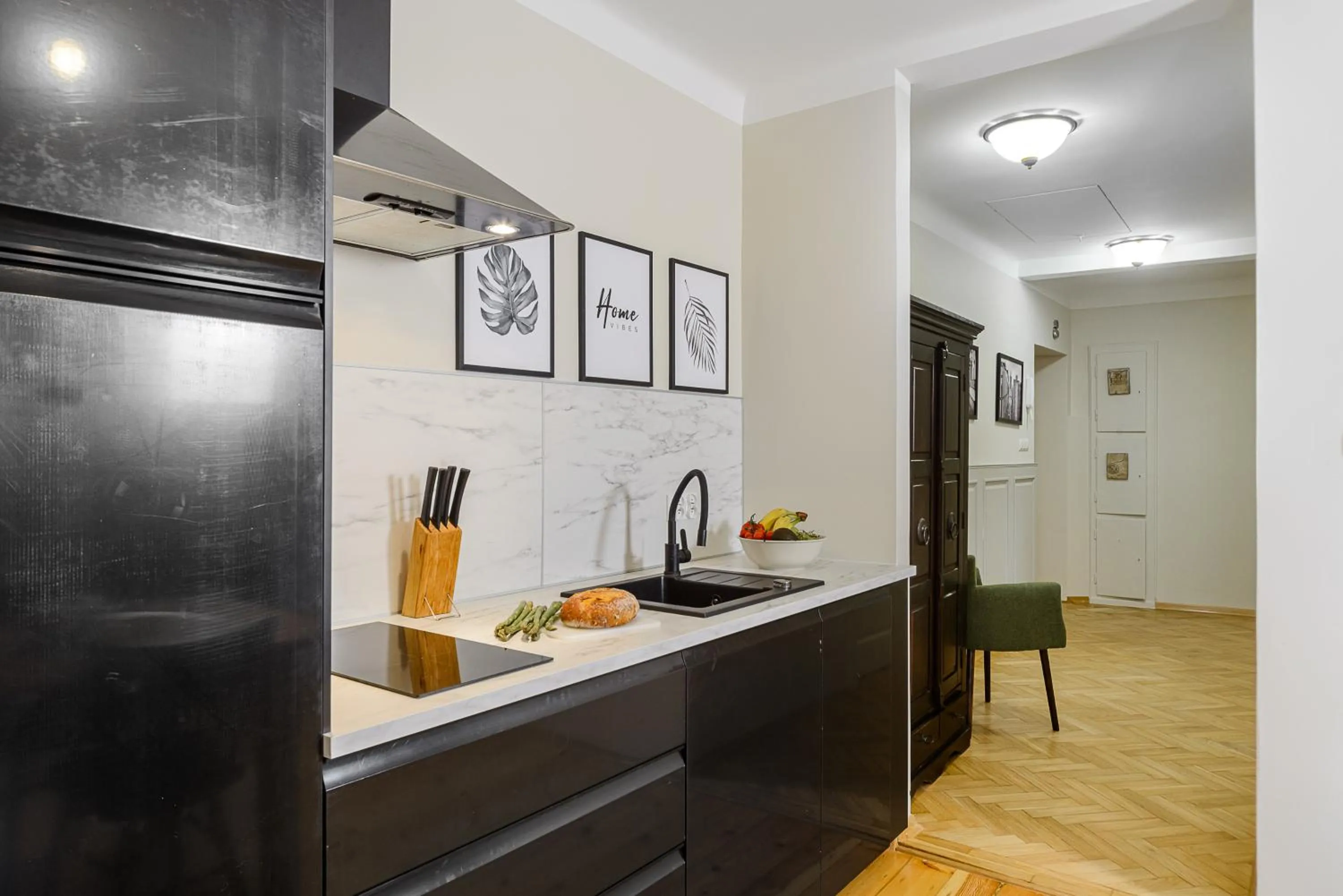 Kitchen or kitchenette in P&O Apartments Old Town