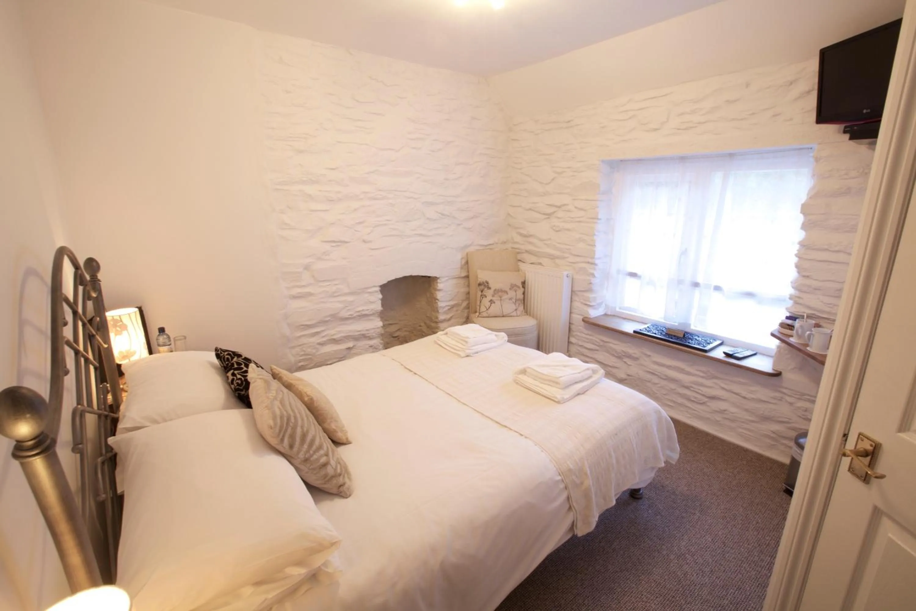 Bedroom in The Rockford Inn