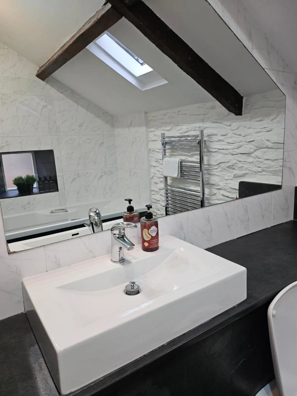 Bathroom in The Rockford Inn