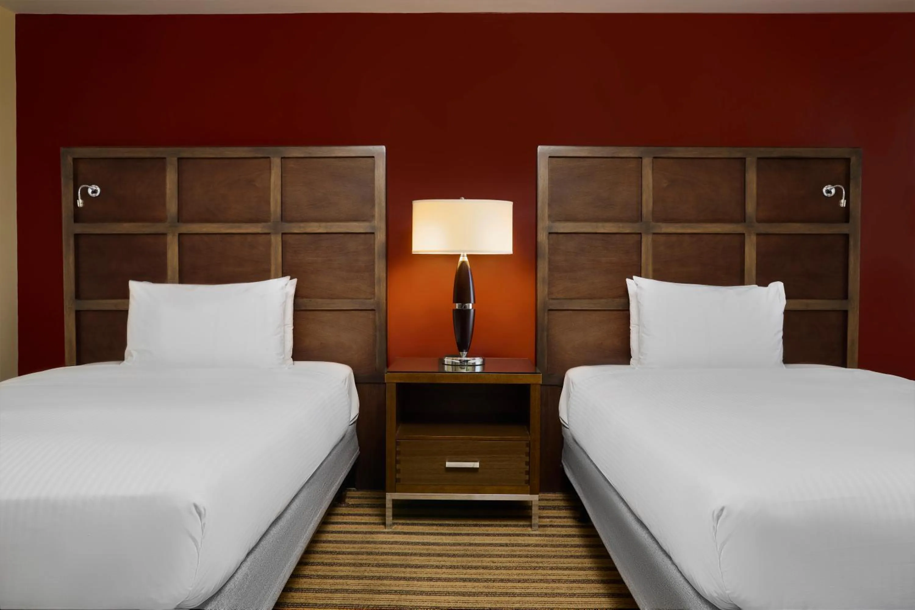 Bedroom, Bed in Renaissance Caracas La Castellana Hotel