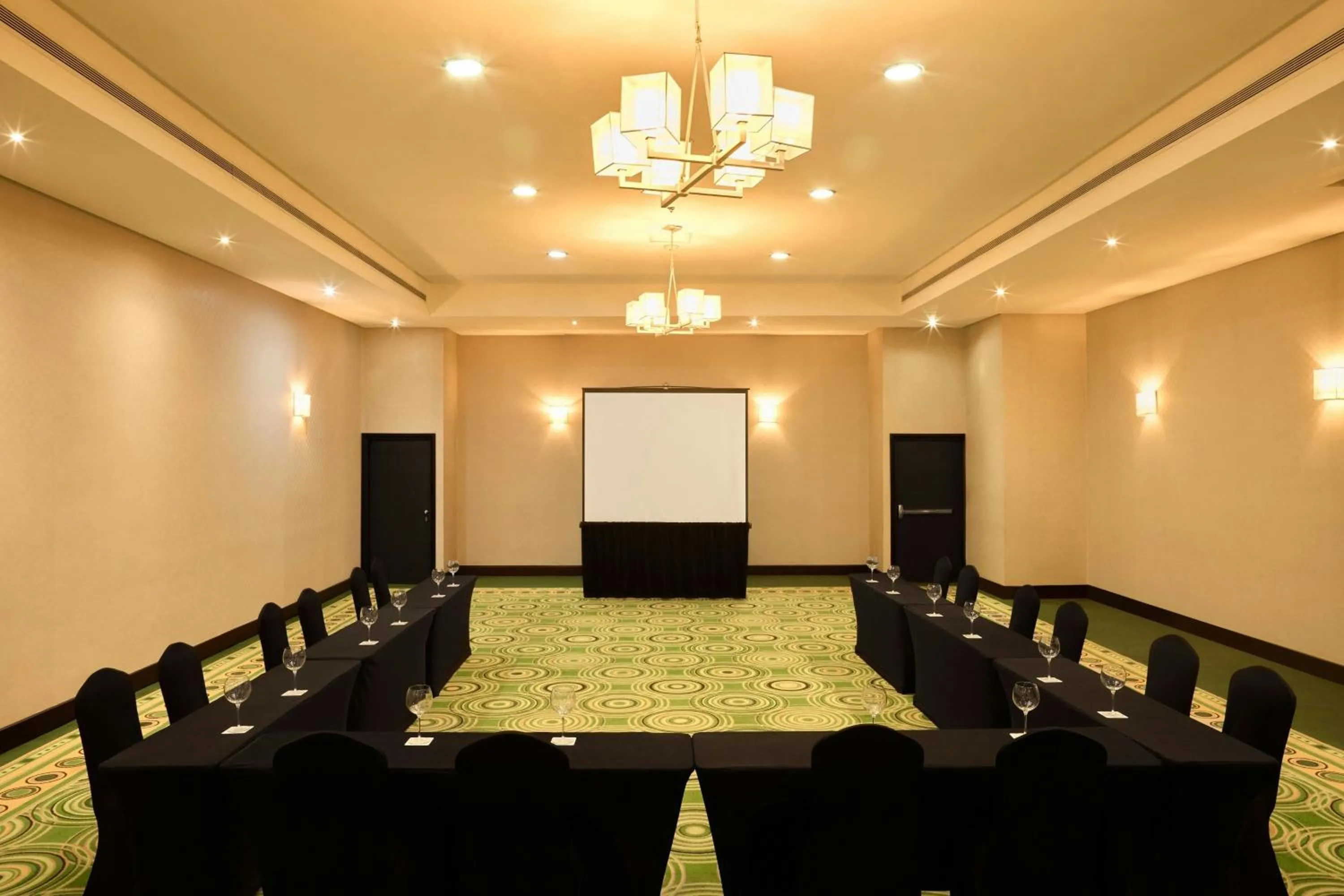 Meeting/conference room in Renaissance Caracas La Castellana Hotel