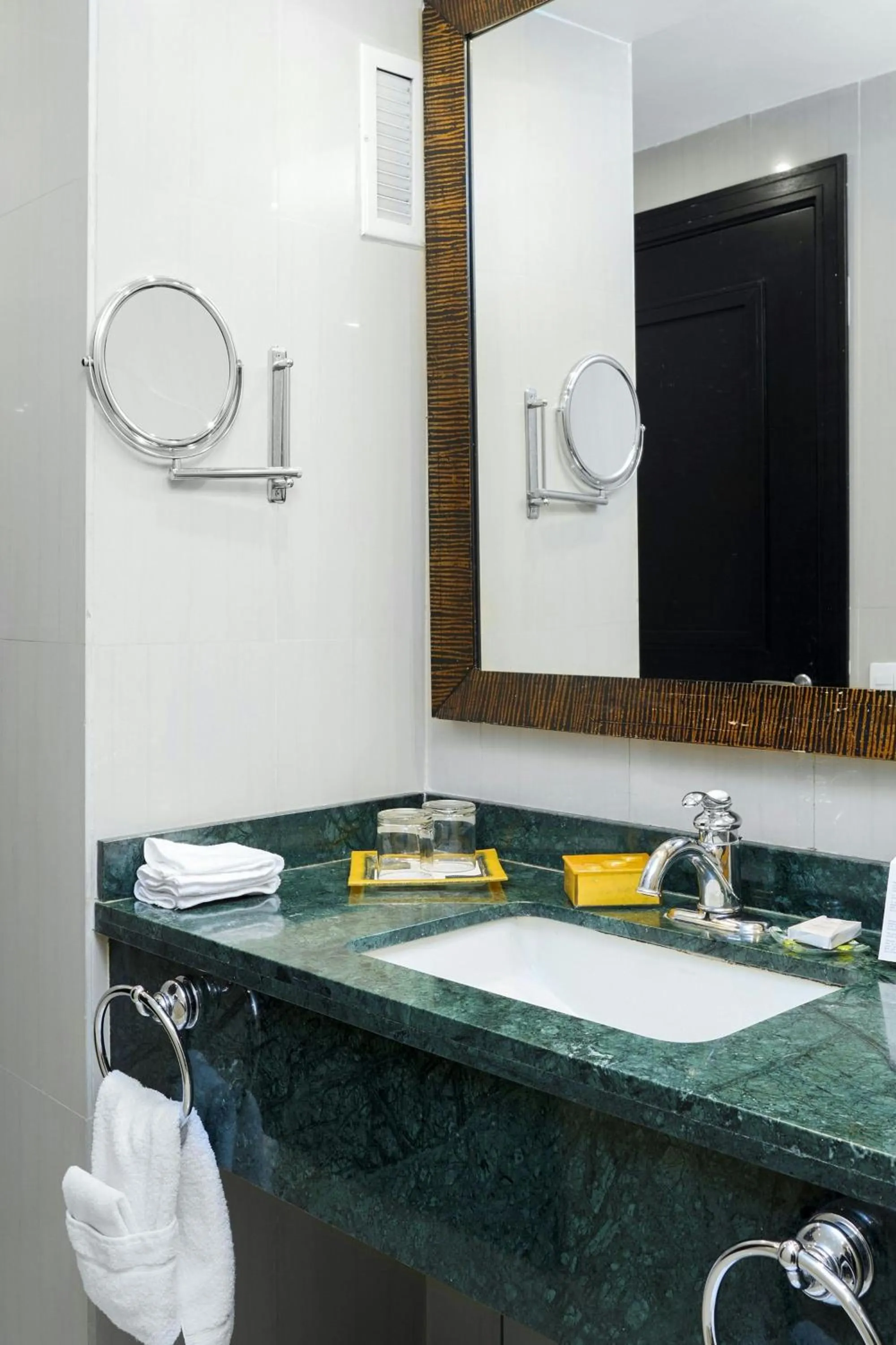 Photo of the whole room in Renaissance Caracas La Castellana Hotel