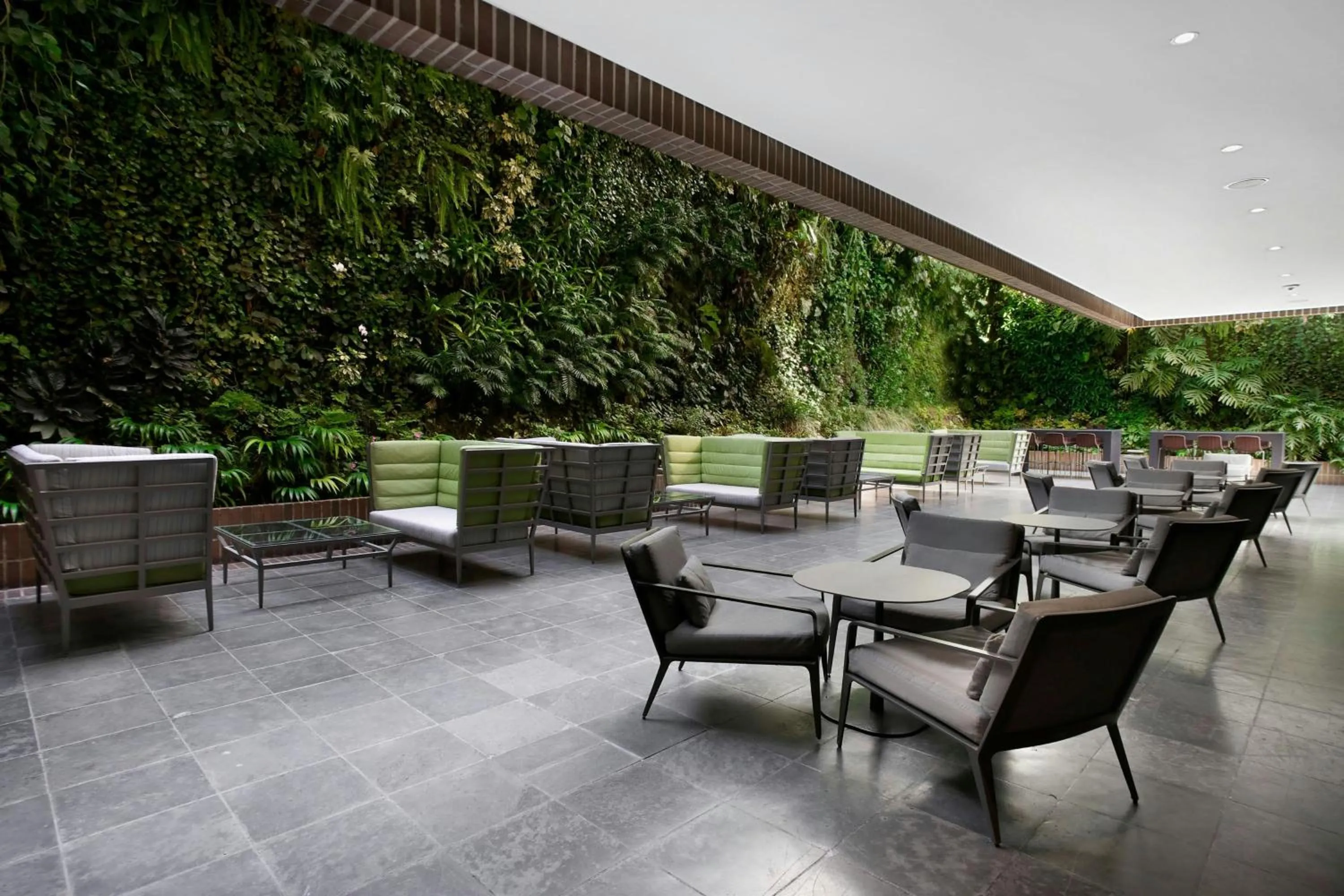 Lounge or bar in Renaissance Caracas La Castellana Hotel