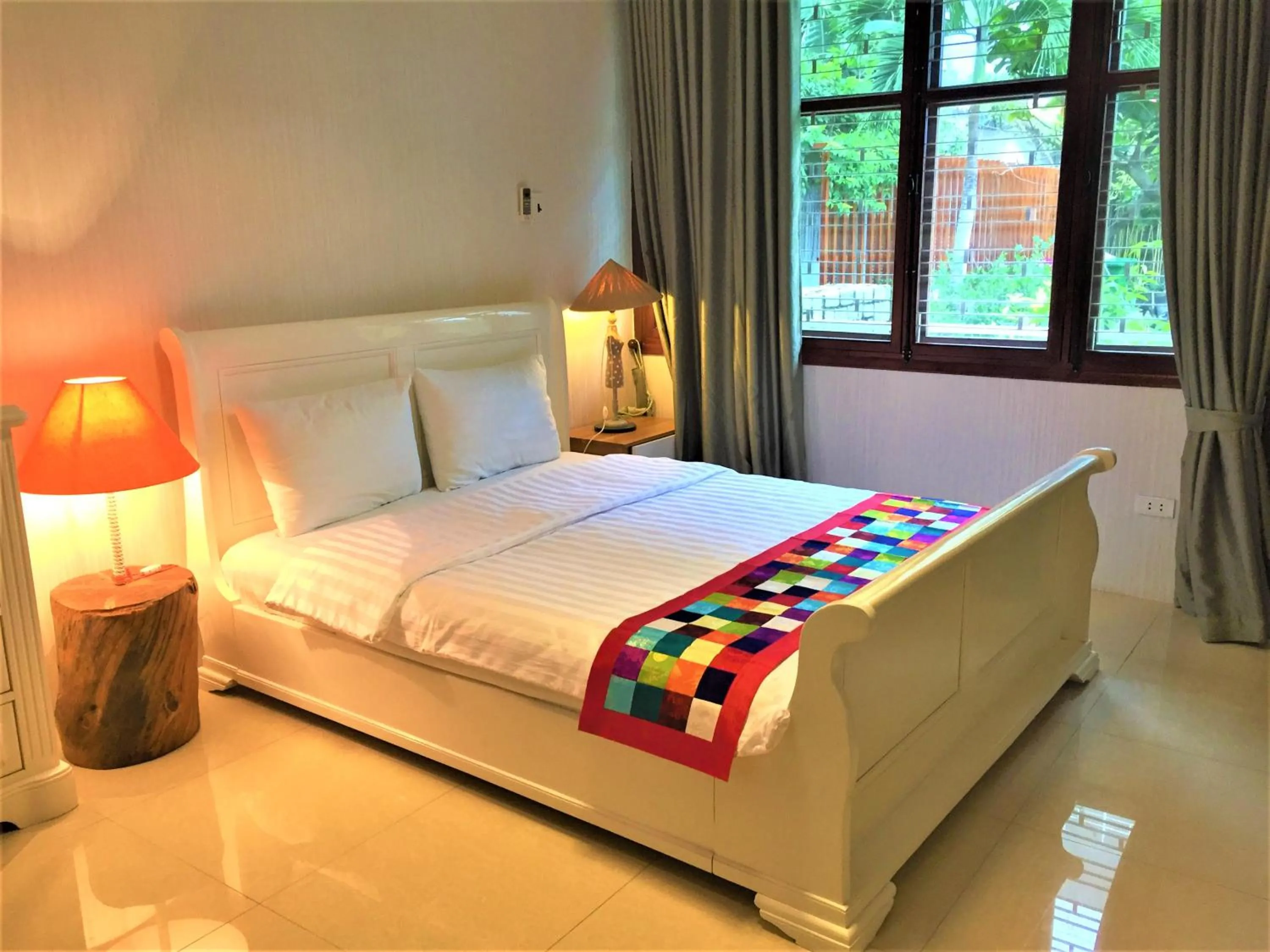 Photo of the whole room, Bed in Ananas Beach Hotel