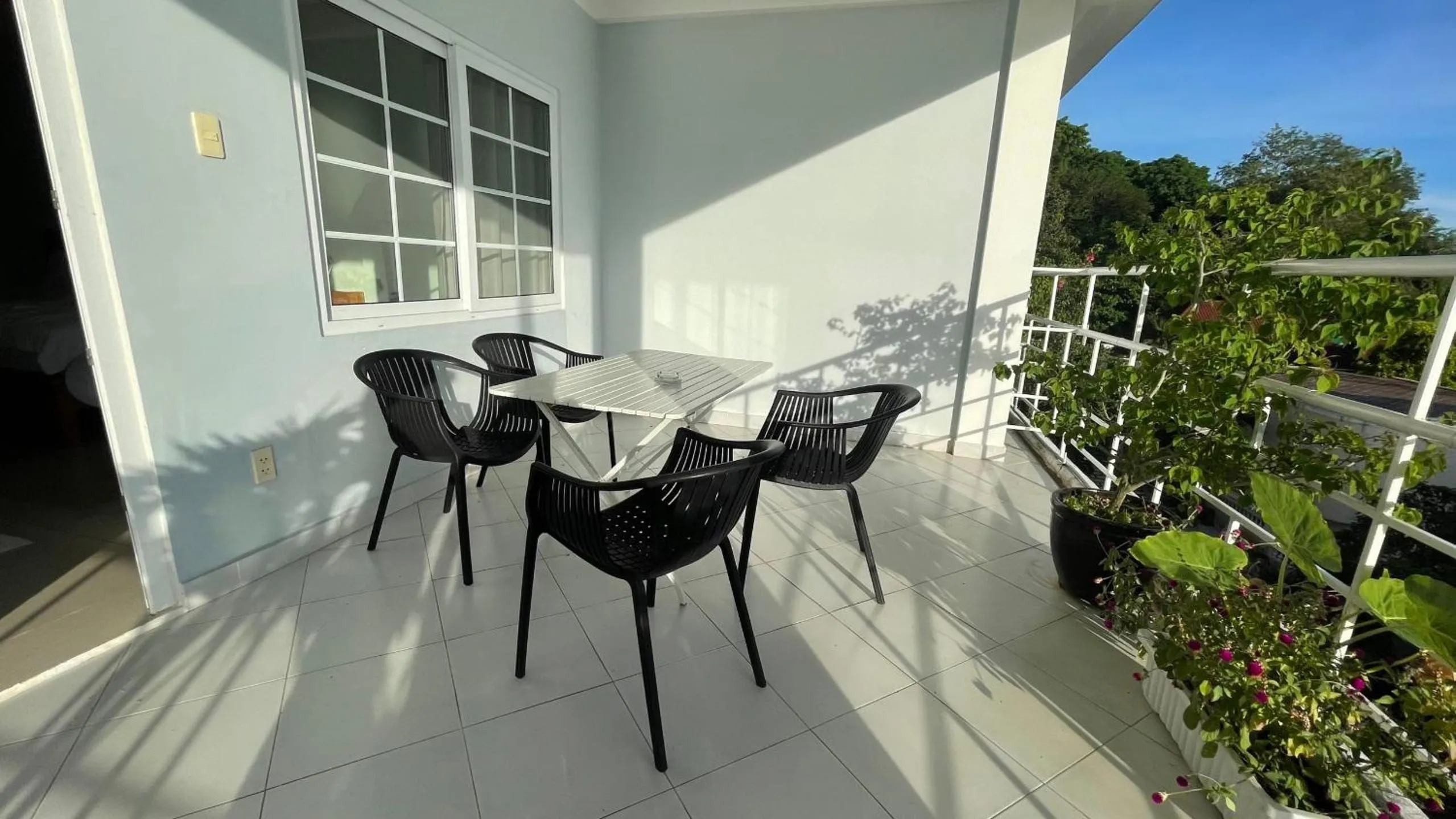 Balcony/Terrace in Ananas Beach Hotel