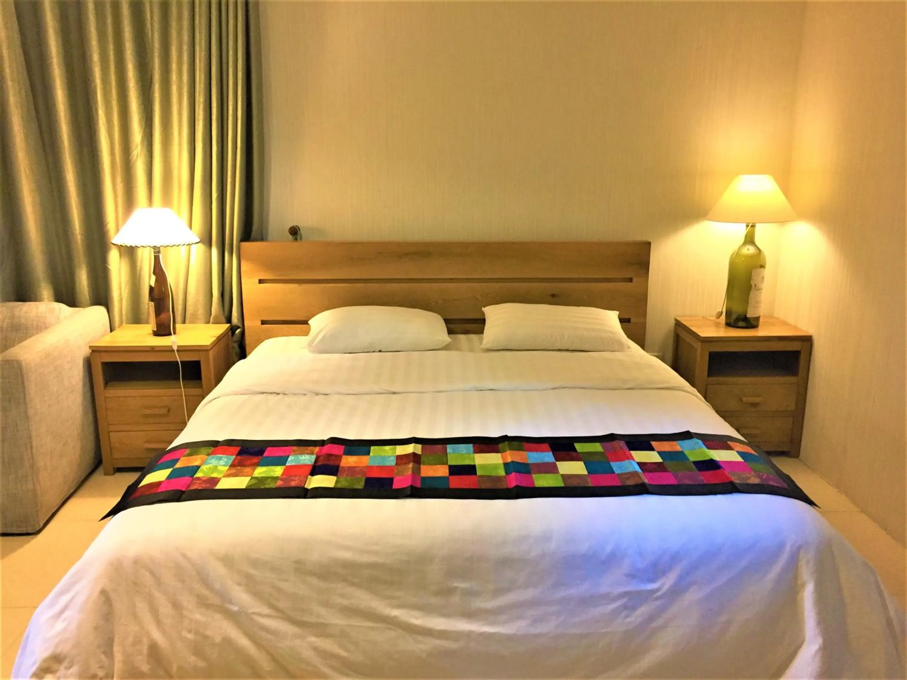 Bedroom, Bed in Ananas Beach Hotel
