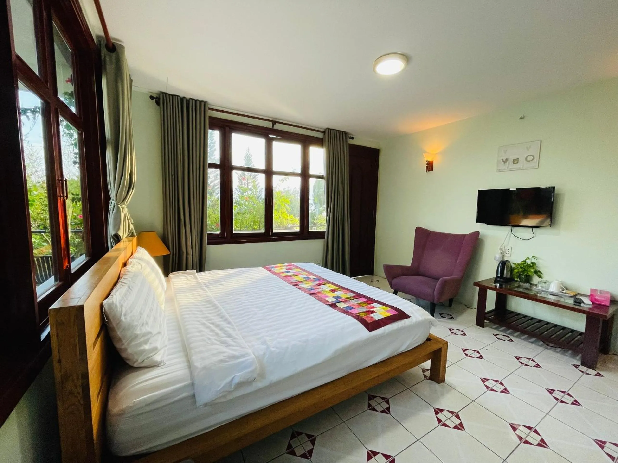 Photo of the whole room, Bed in Ananas Beach Hotel