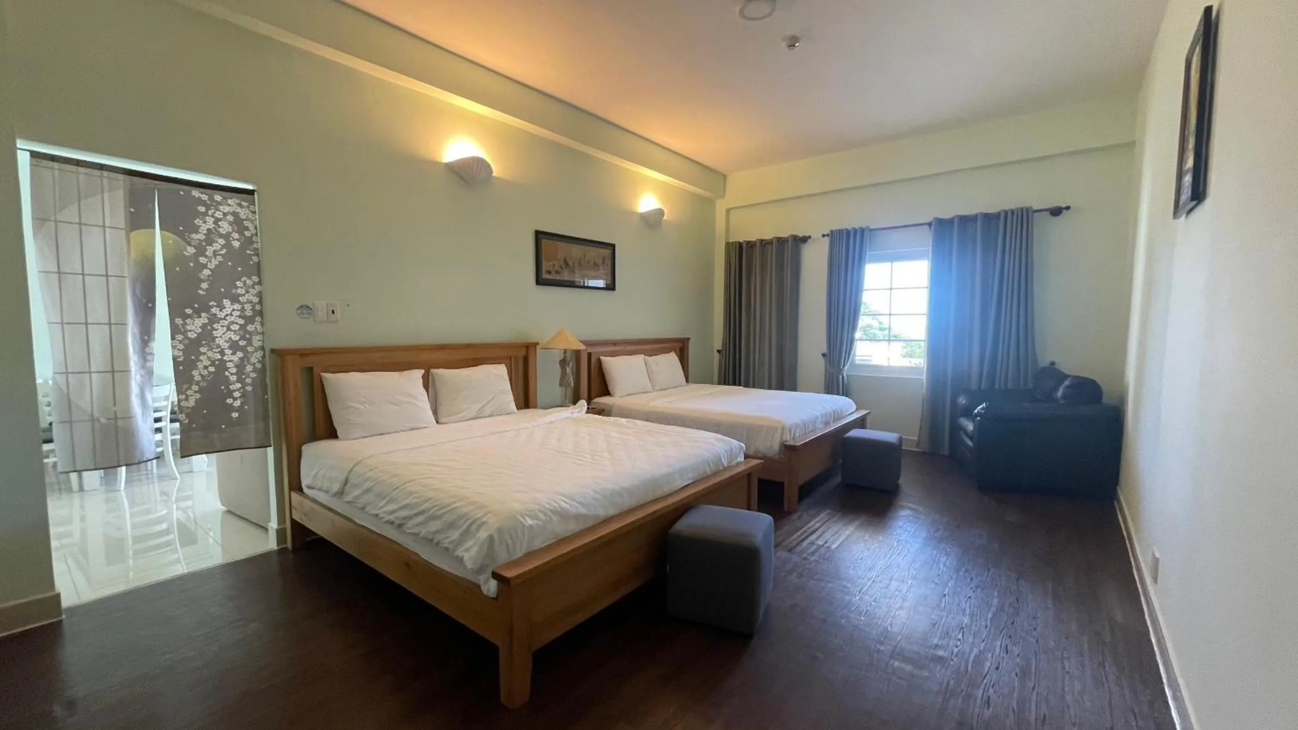 Photo of the whole room, Bed in Ananas Beach Hotel