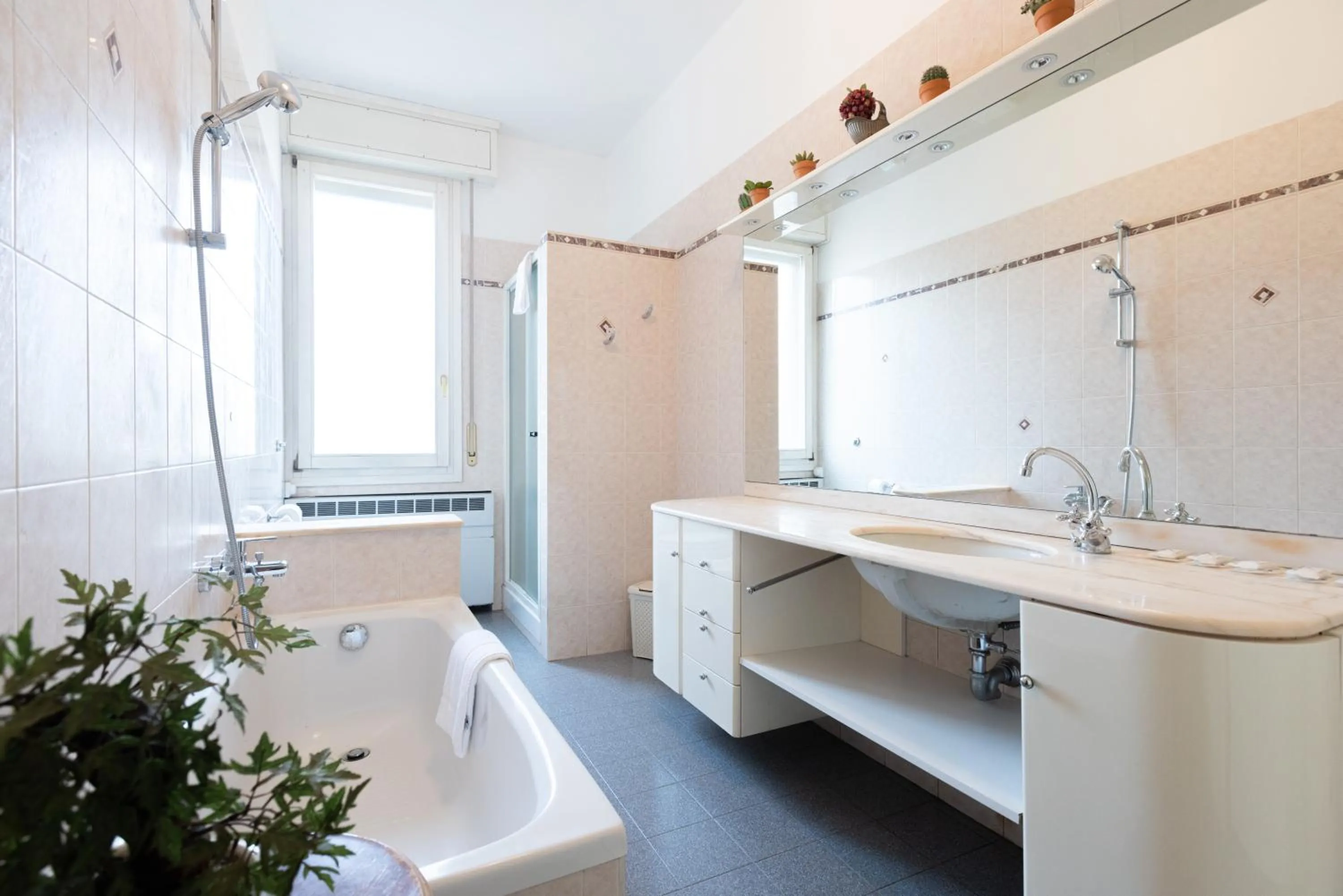 Bathroom in Montebello, Bologna by Short Holidays