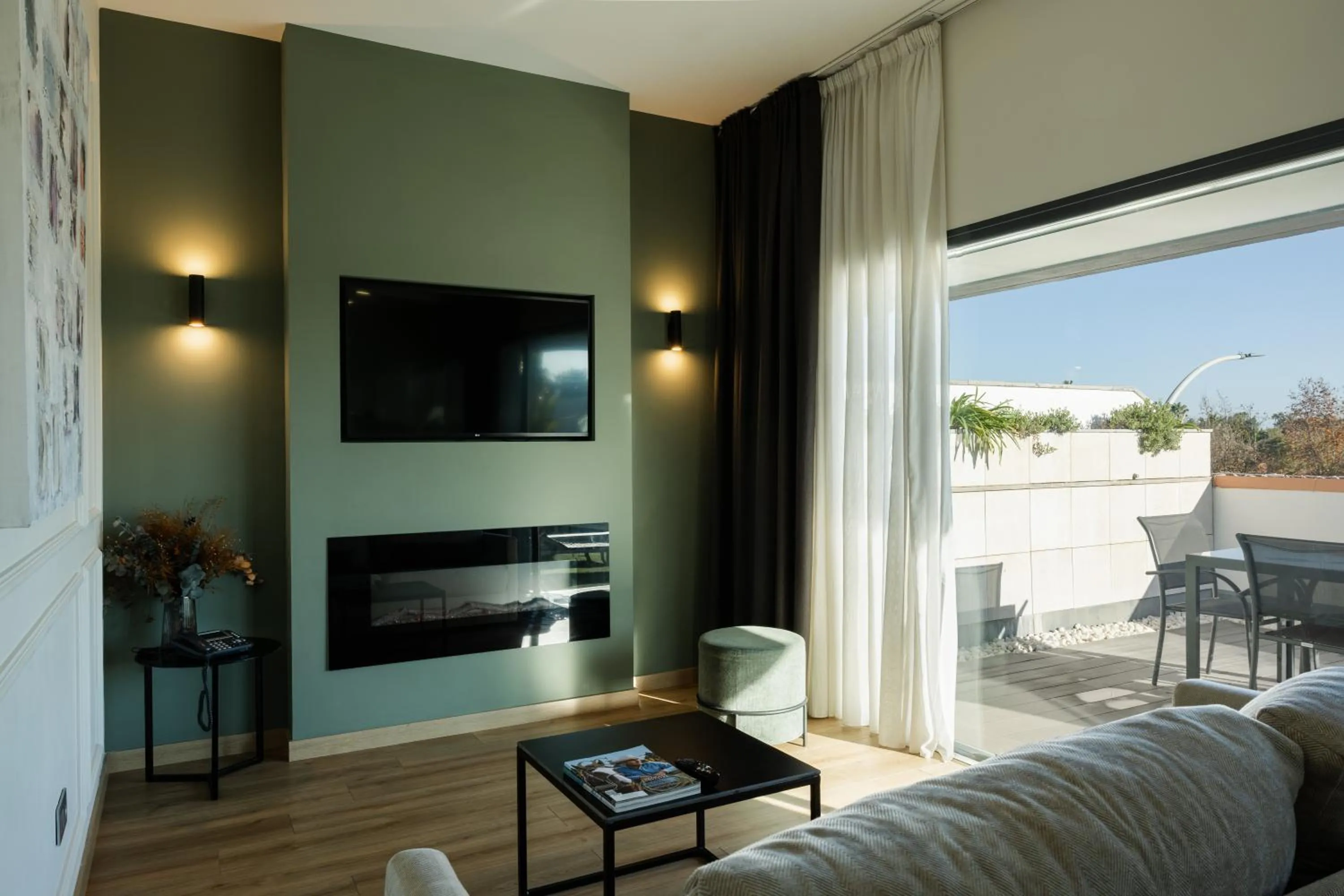 TV and multimedia in Sevilla Green Suites